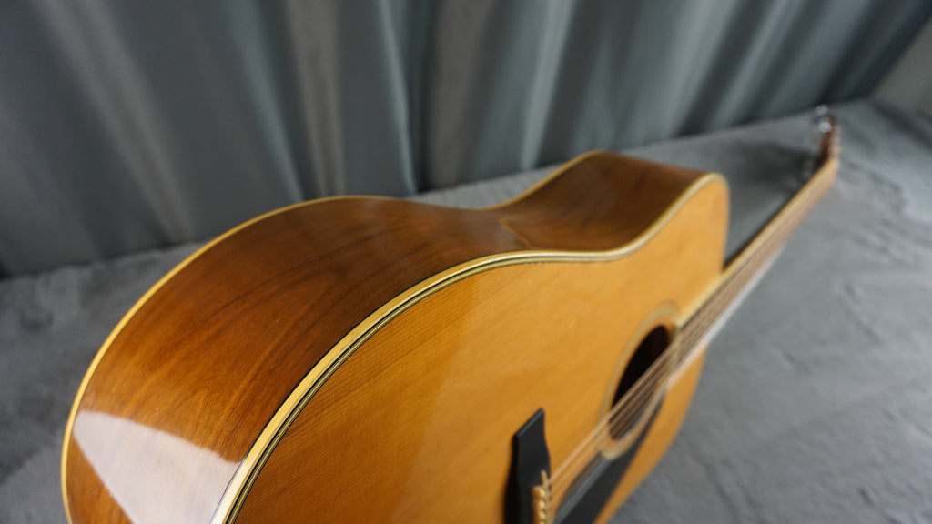 Morris MD-505 Japan Acoustic Guitar