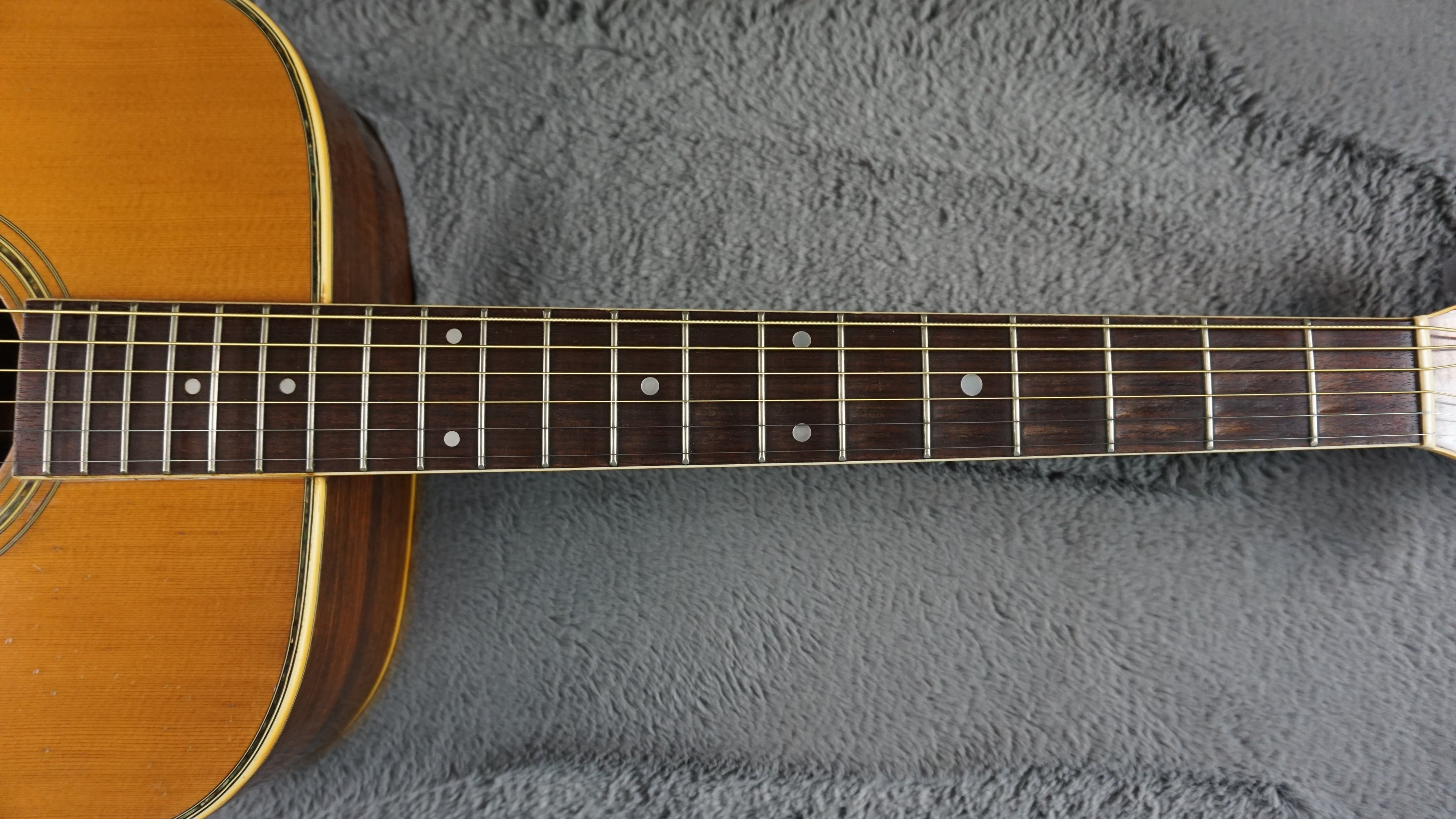 Morris W-28 "D-28 Style" Japan Acoustic Guitar