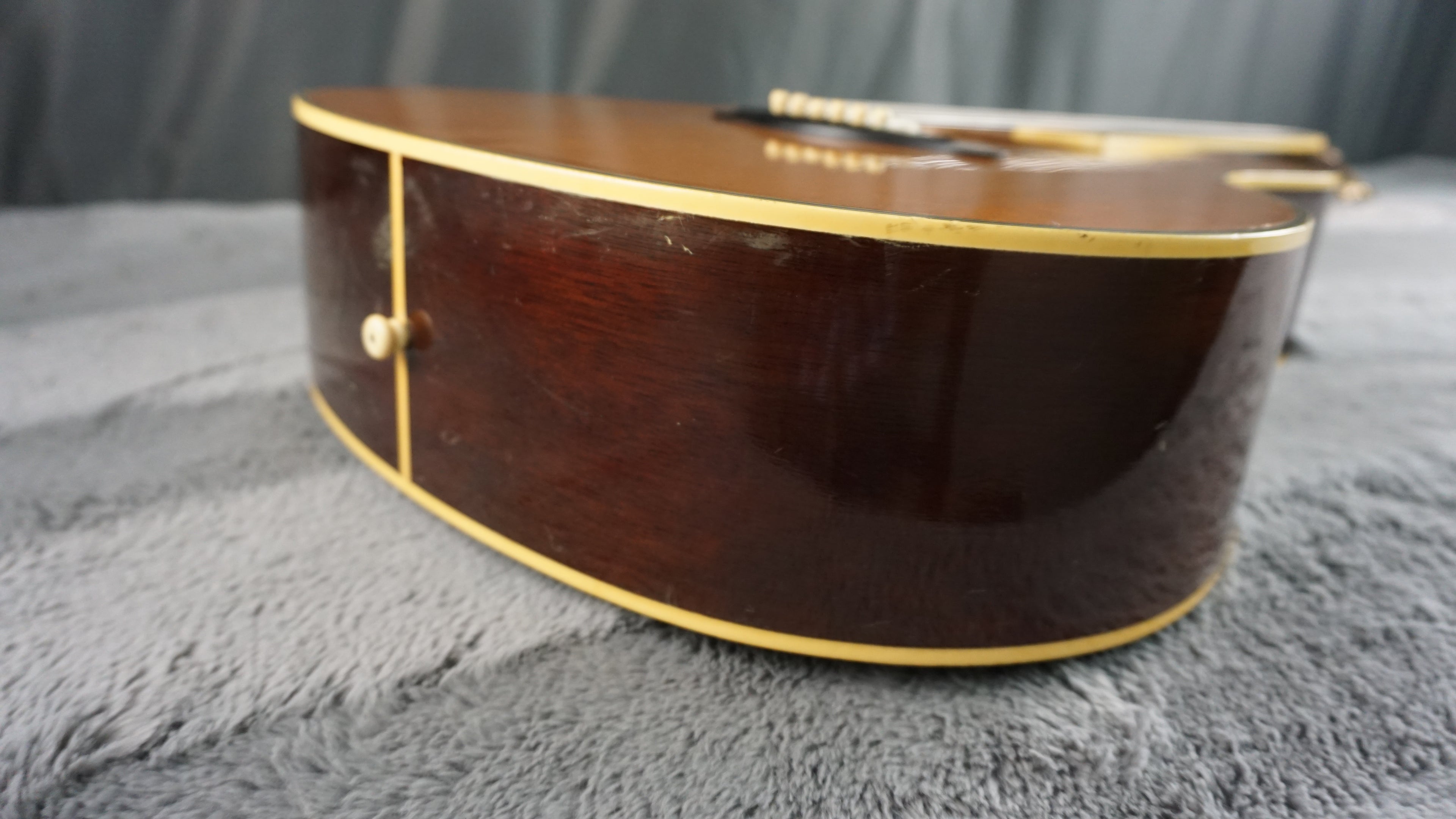 Yamaha LA-17 Japan Acoustic Luxury Artist