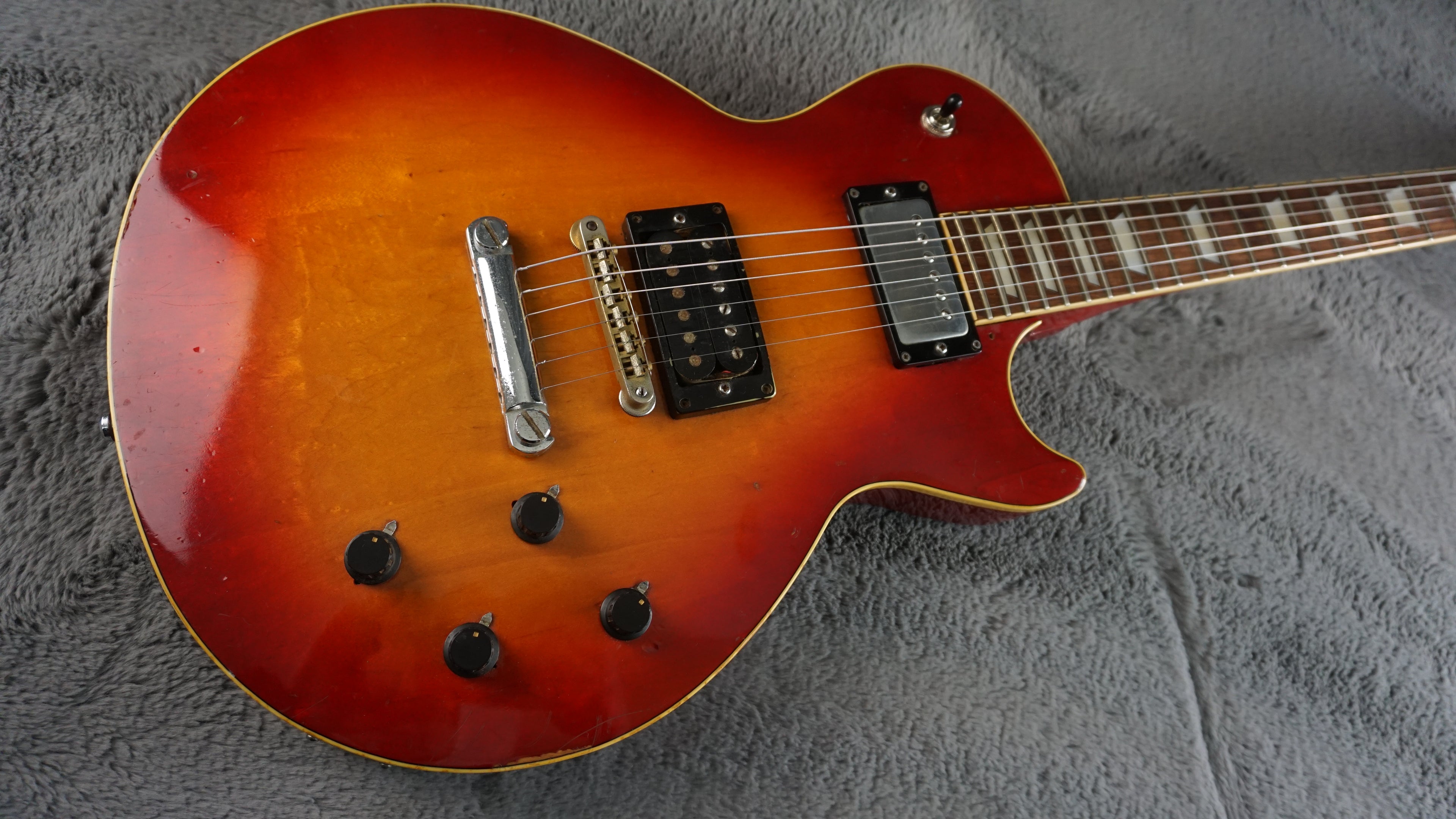 Yamaha SL 380 Studio Lord - Sunburst Les Paul