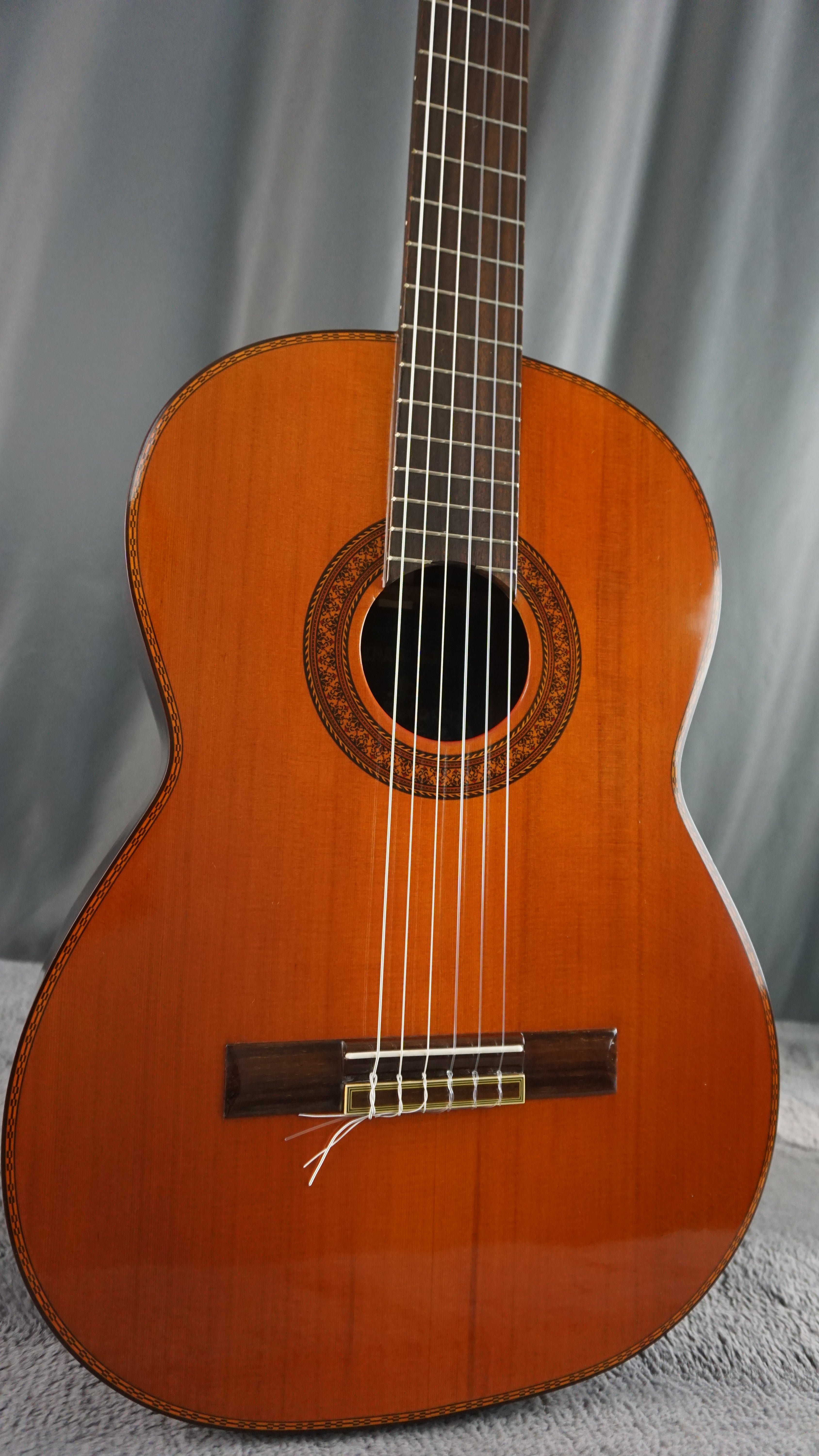 Takeharu G-180 Japan 1973 Classical Guitar