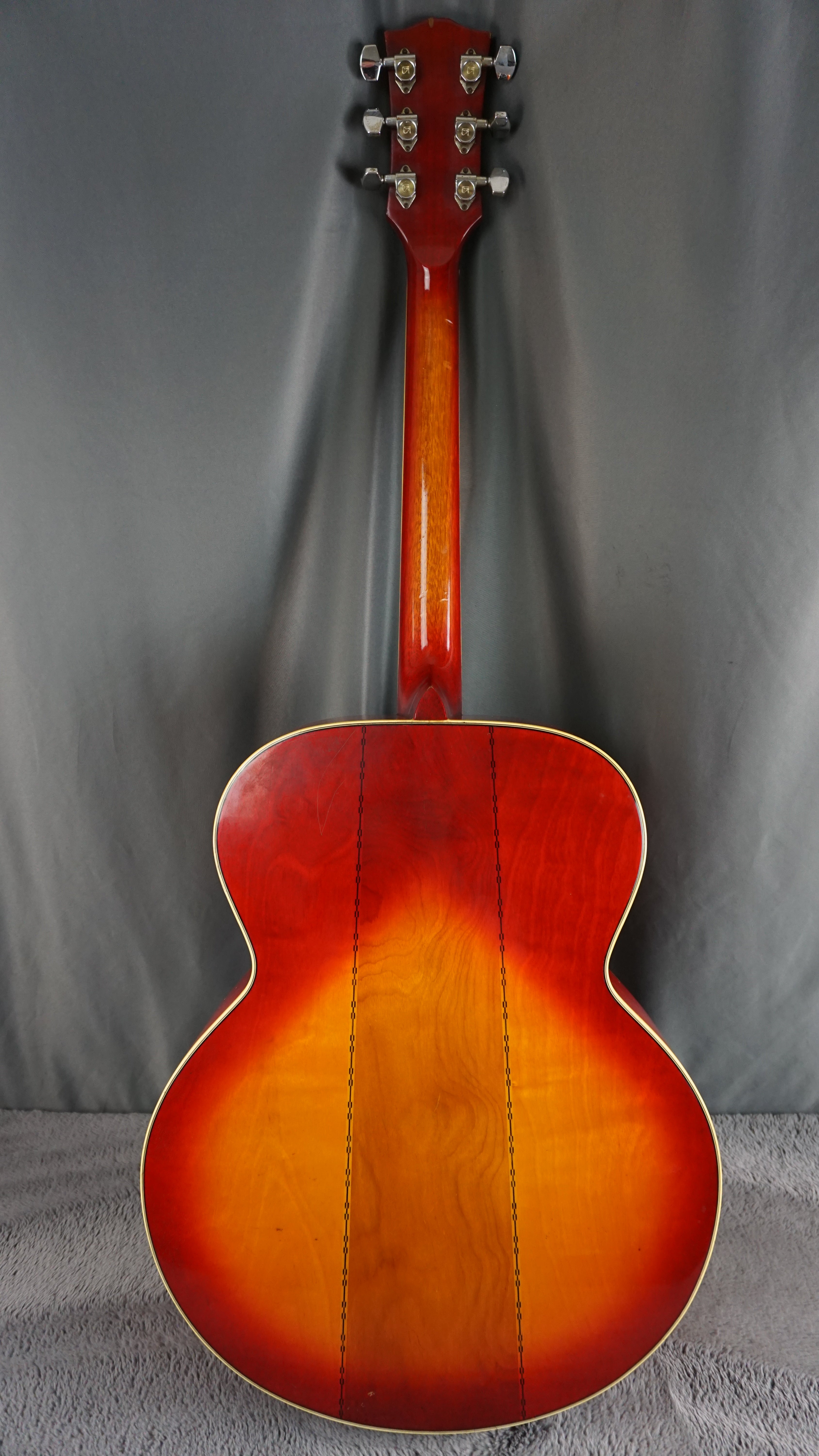 Morales M350 Jumbo Acoustic Japan Sunburst w/ Hard Case