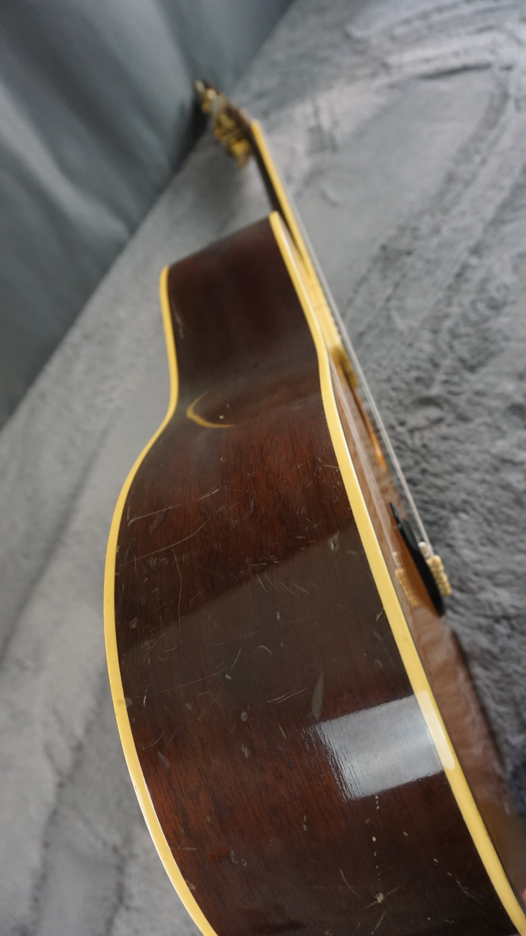 Yamaha LA-17 Japan Acoustic Luxury Artist