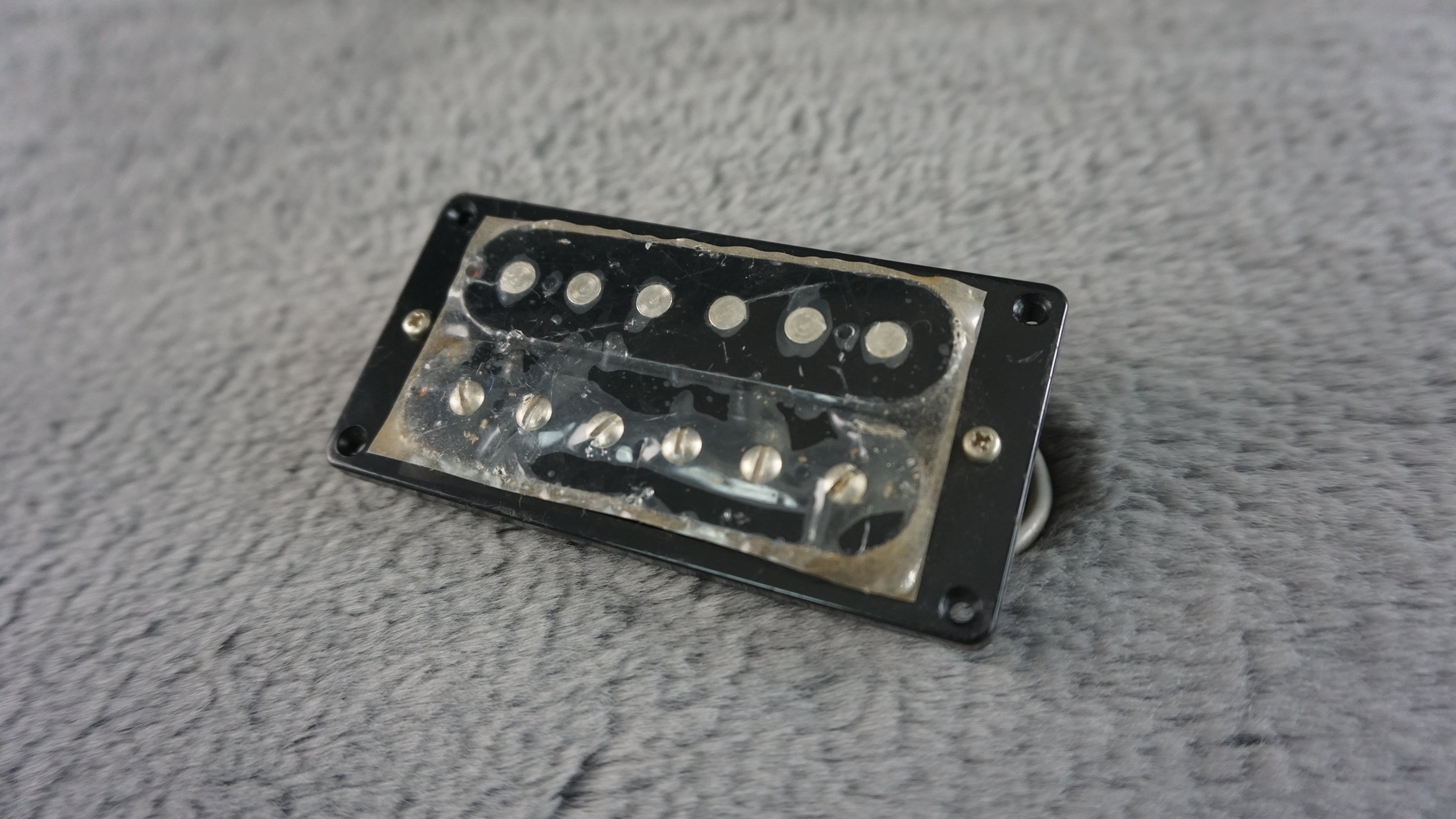 Tokai 4-Wire Black Humbucker w/ Pickup Ring