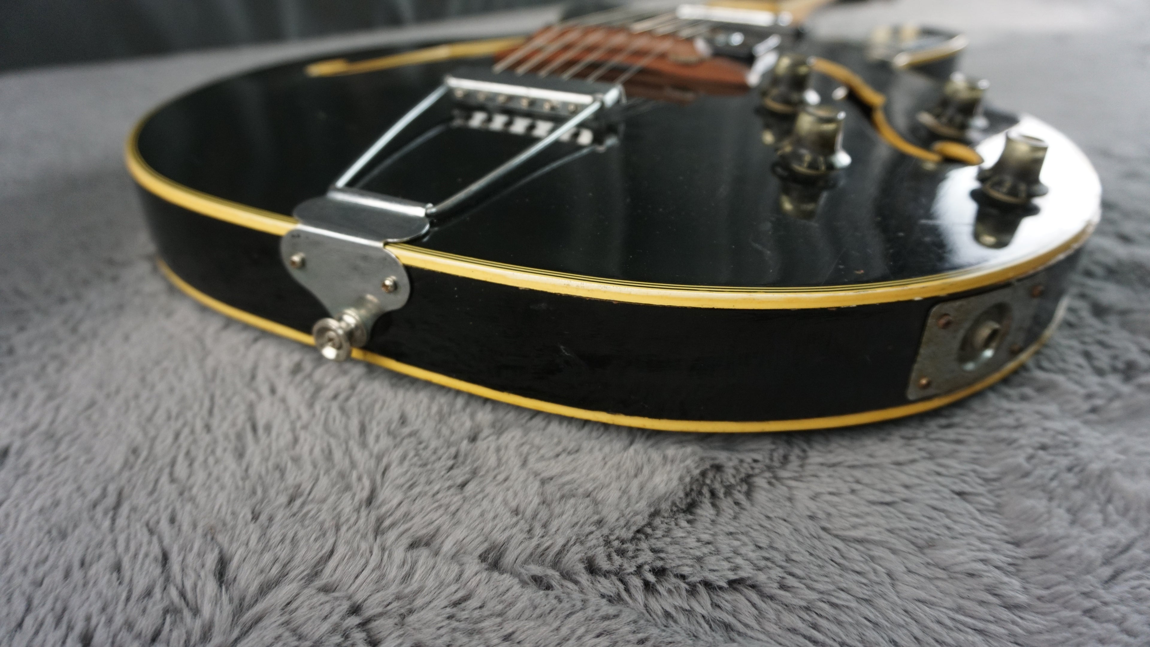 Greco Semi Hollow Body - Black Japan