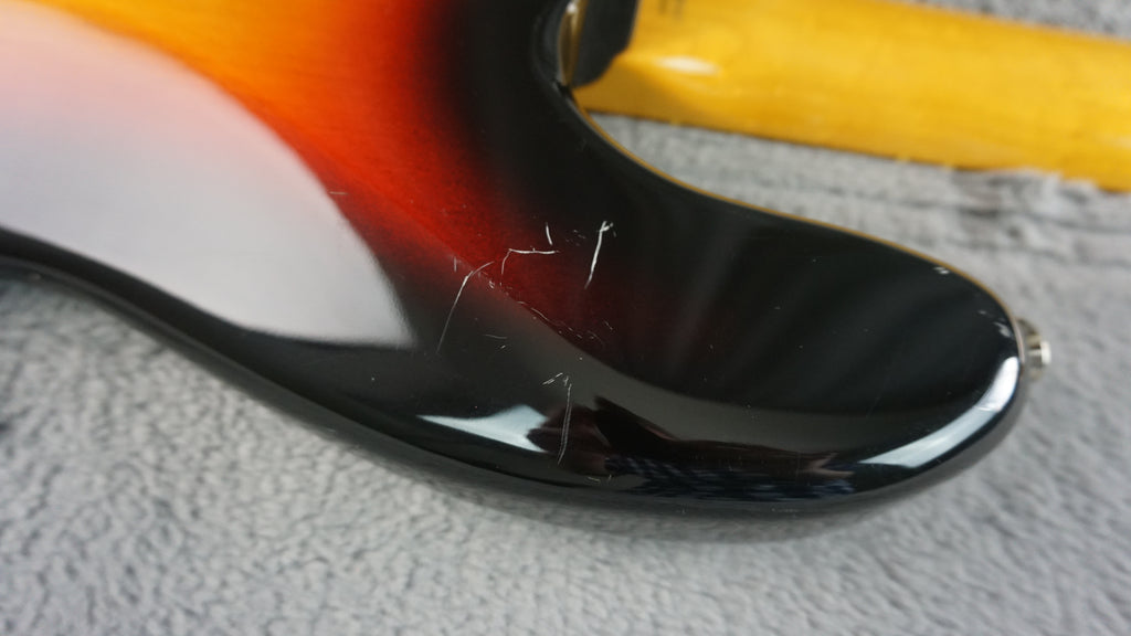 Fender Jazz Bass 93 - 94 - Sunburst Birdseye Maple Neck