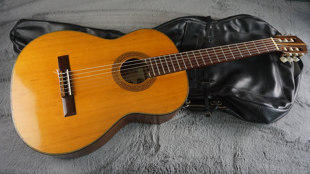 Kabao Ryuuji G-1231 Japanese Classical Guitar