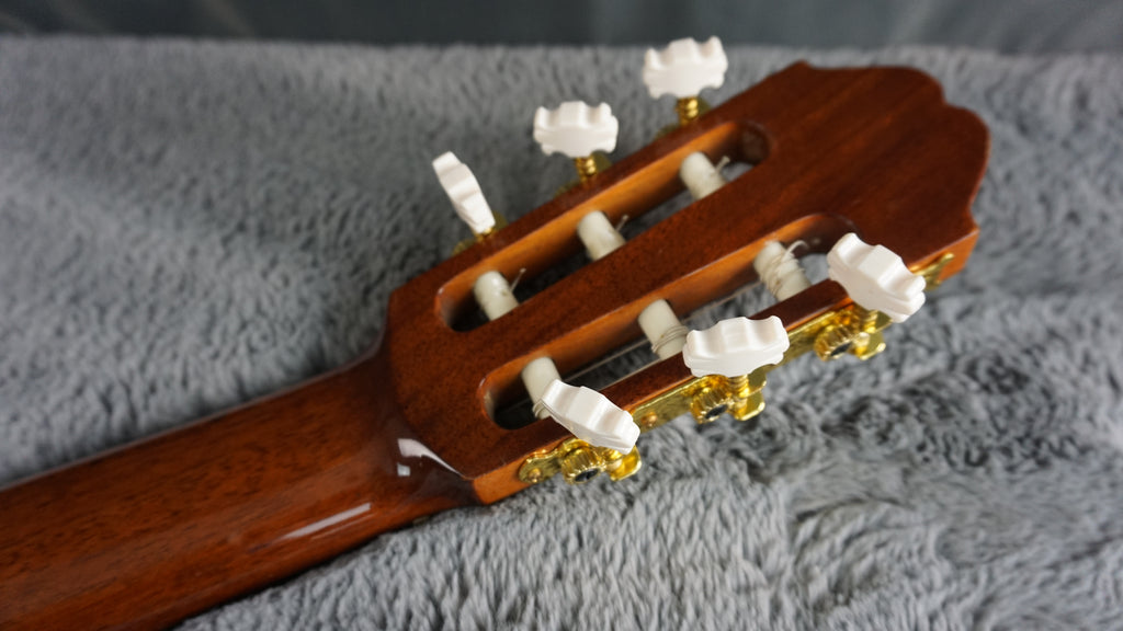 Eichi Kodaira E500 - Cedar Top Japan Classical 1970s