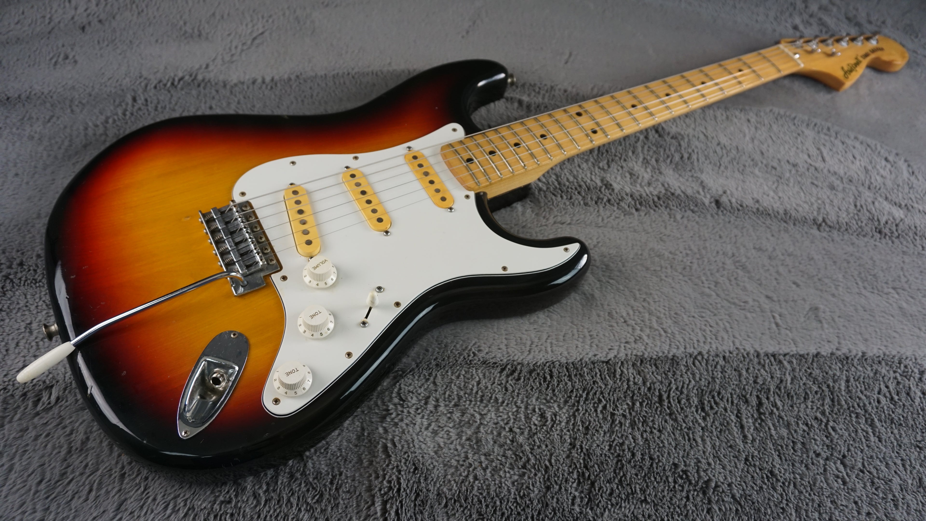 Aria Pro II Stagecaster - Sunburst 1970s Japan w/ Hard Case