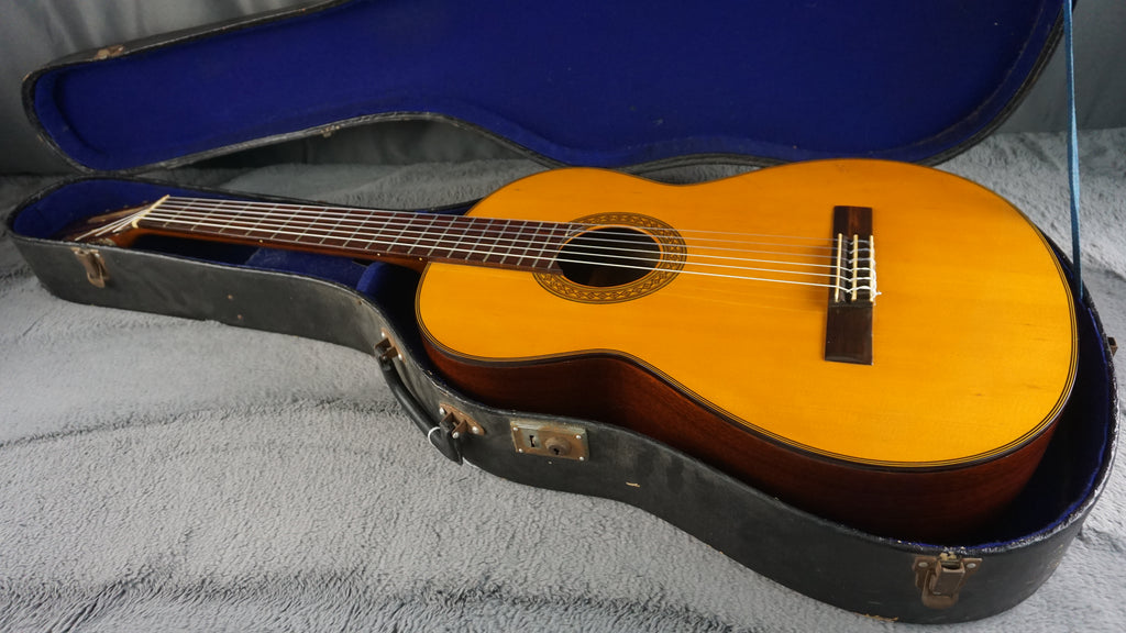 Shinano No. 43 Japan Classical Guitar w/ Hard Case