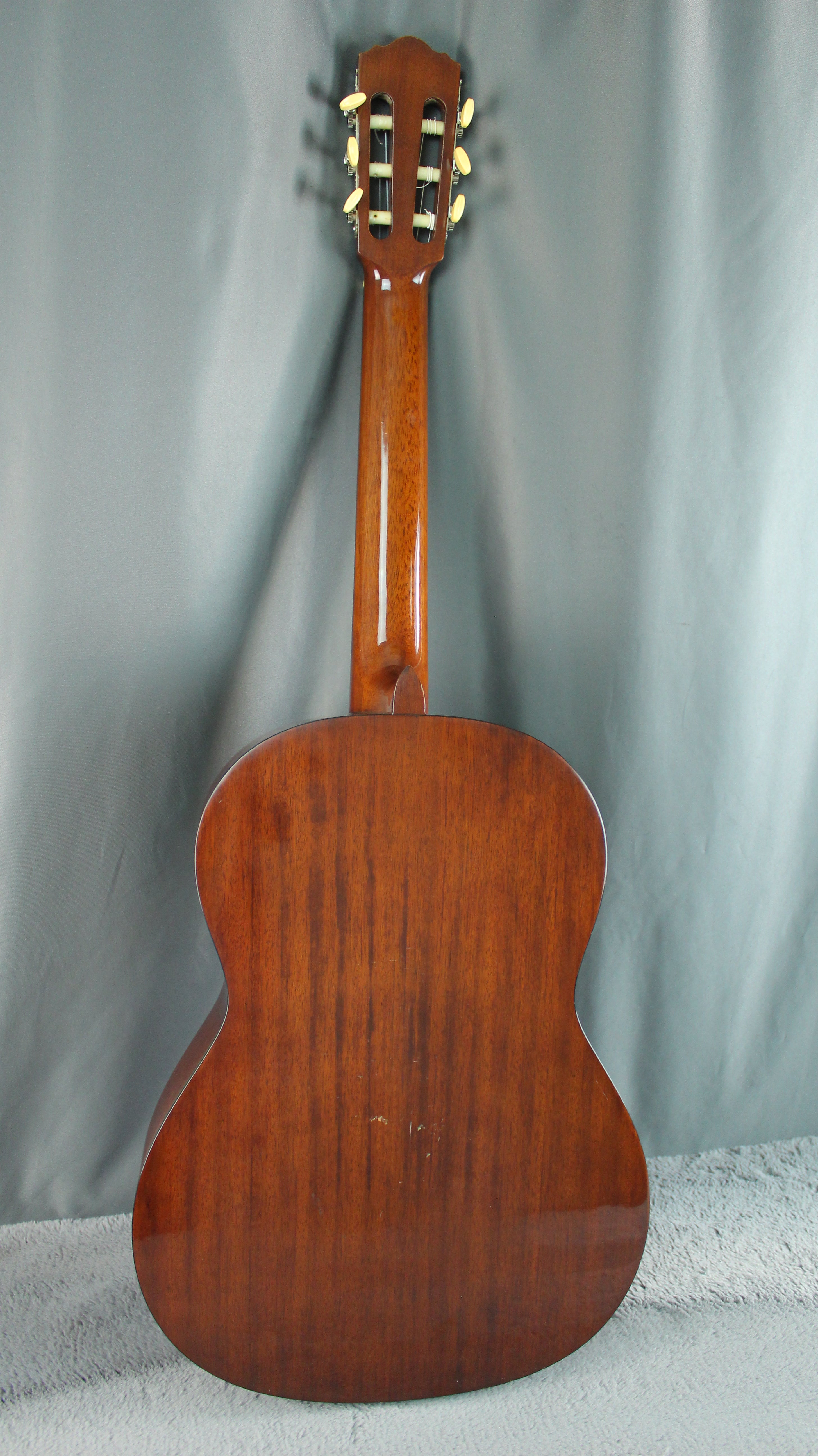 36R Classical Guitar