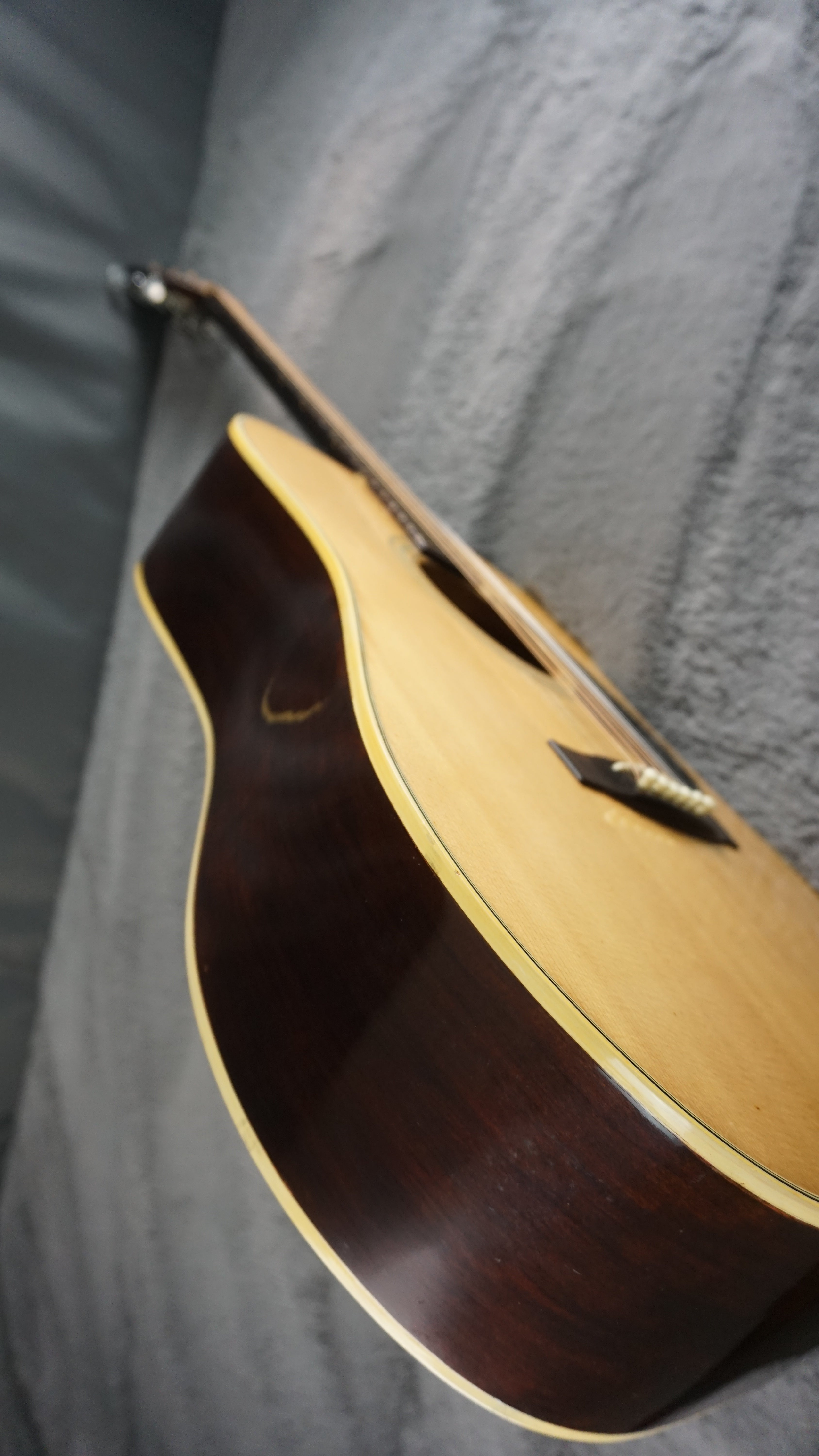 Morris W-18 Japan Acoustic Guitar