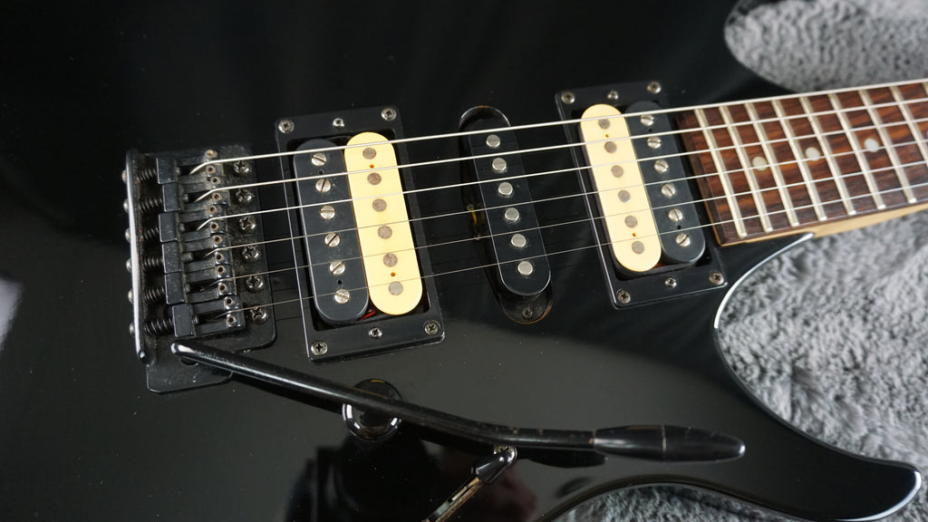 Anboy Superstrat Fujigen - Black Electric HSH