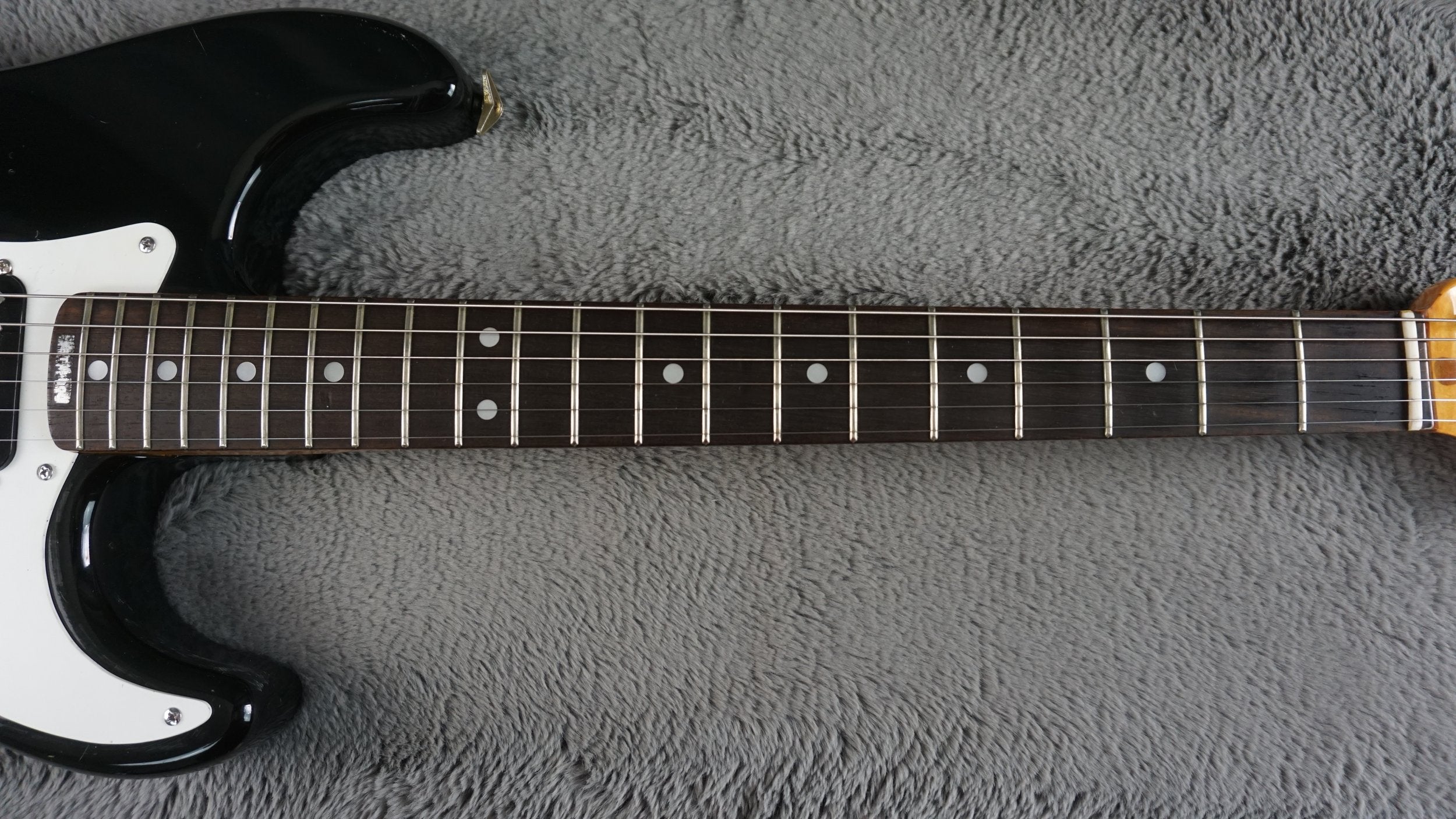 Aria Pro II Strikin' Sound S-Style Japan Black