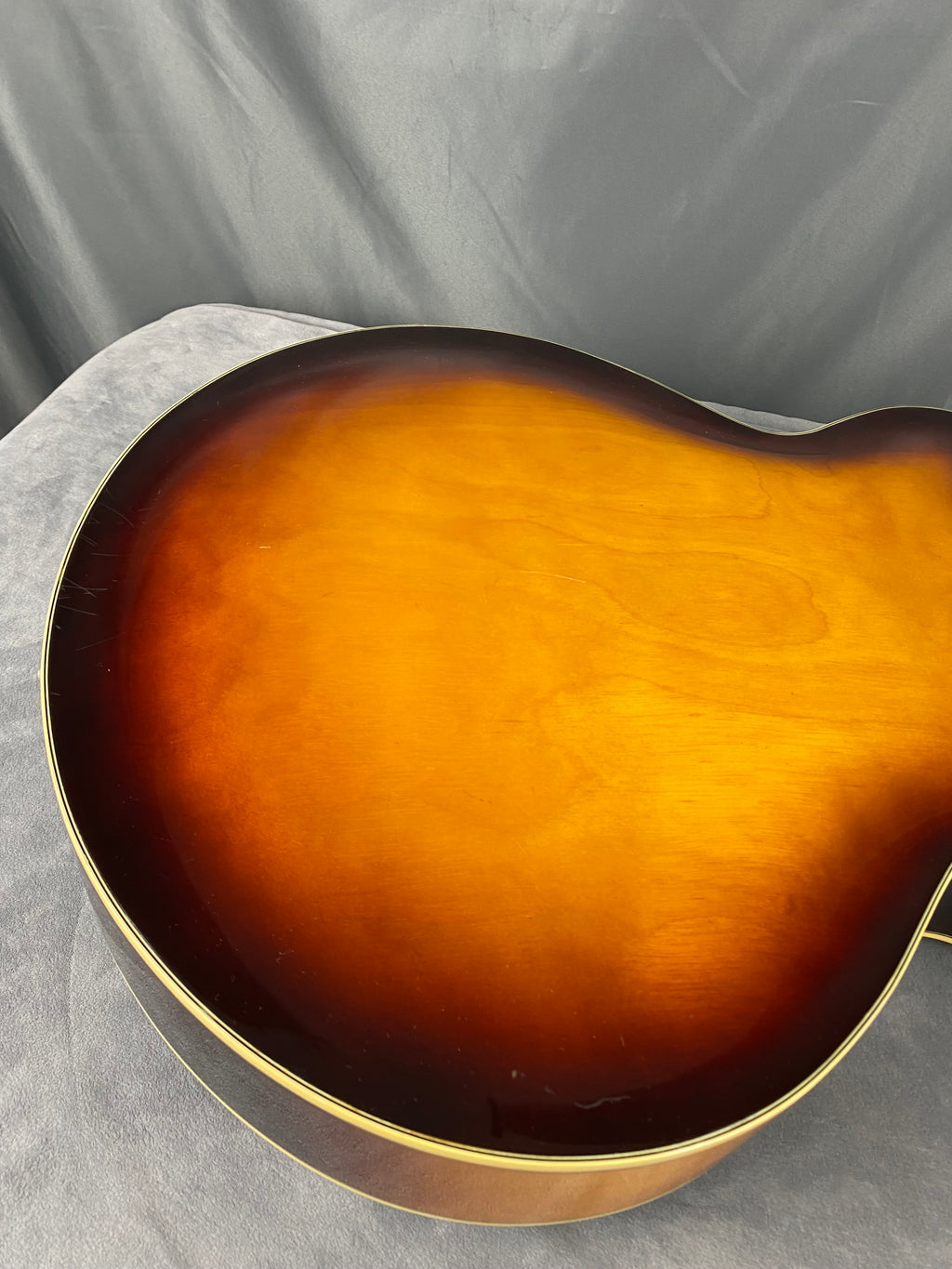 Yamaha AE-18 Archtop Hollowbody Rare! 1974