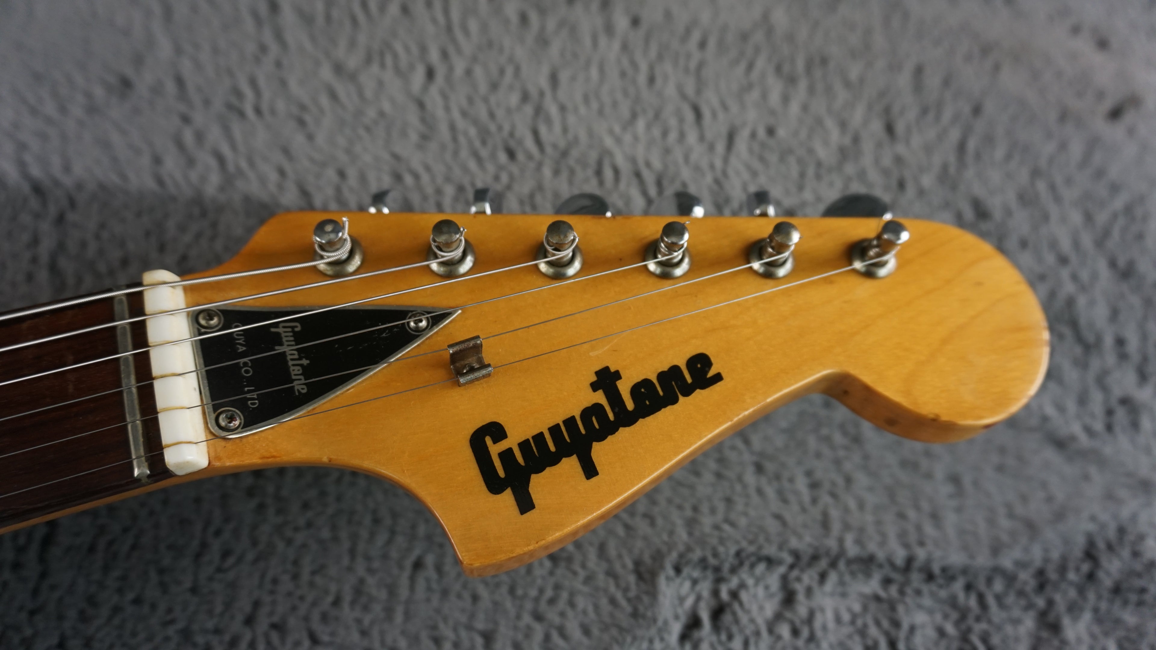 Guyatone LG-23 Japan Electric Guitar Black