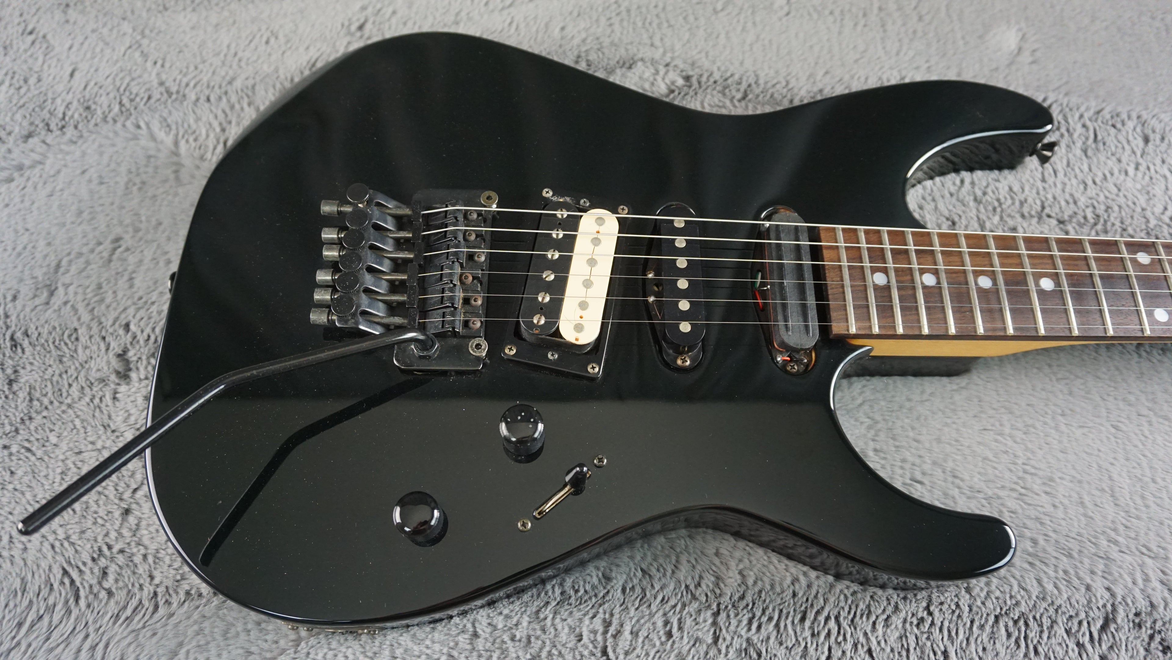 Kramer HSH - Black MIJ Electric Guitar