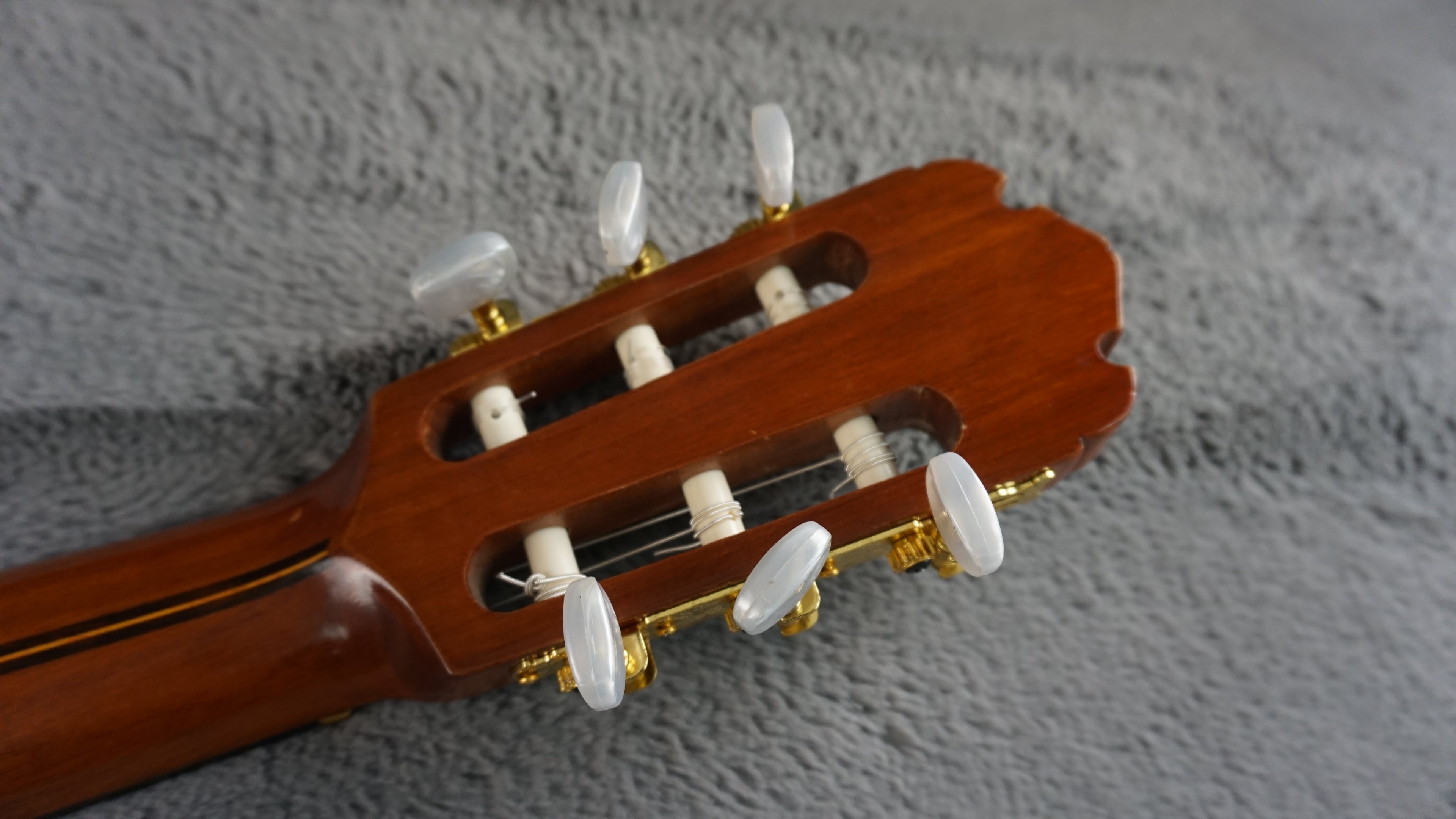 Takeharu G-180 Japan 1973 Classical Guitar