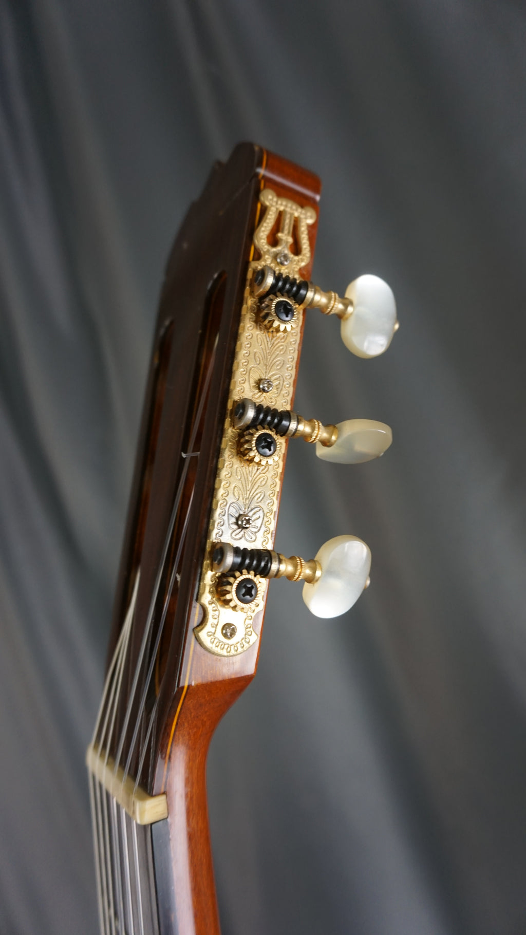 El Mesmre S-1976 Japan Classical Guitar w/ Hard Case Rare Solid Woods