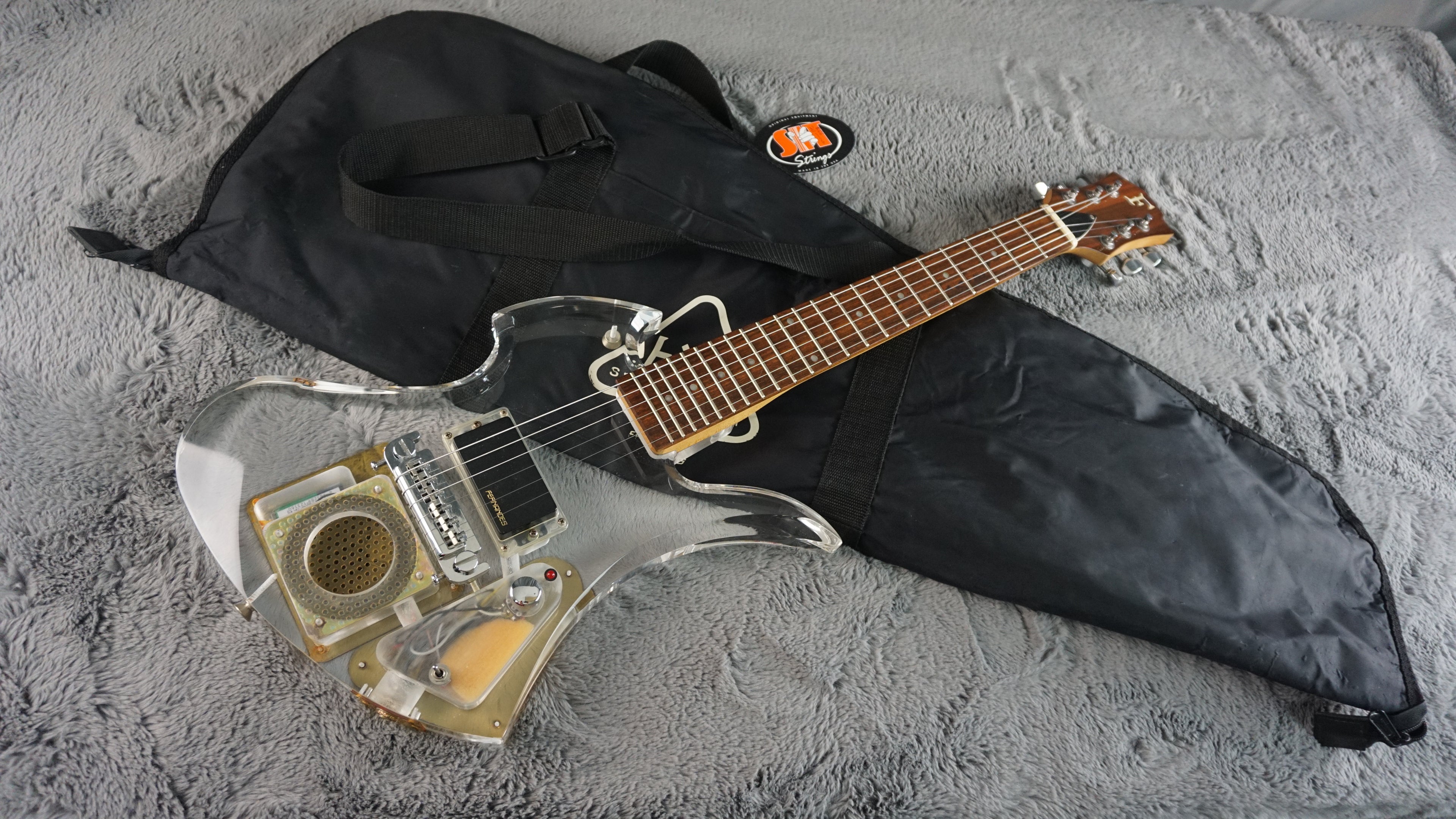 Fernandes Crystal Jr With Built In Amp Mockingbird Rare! Clear
