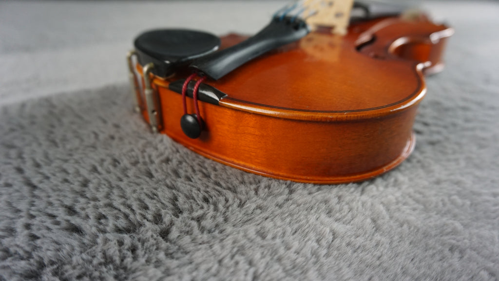 Suzuki No. 200 1/8 Violin Japan w/ Case & Bow
