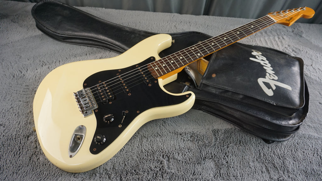 Fender Stratocaster 1984 - 1987 - White Japan