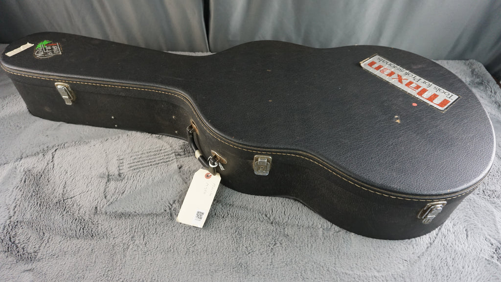 Morales M350 Jumbo Acoustic Japan Sunburst w/ Hard Case