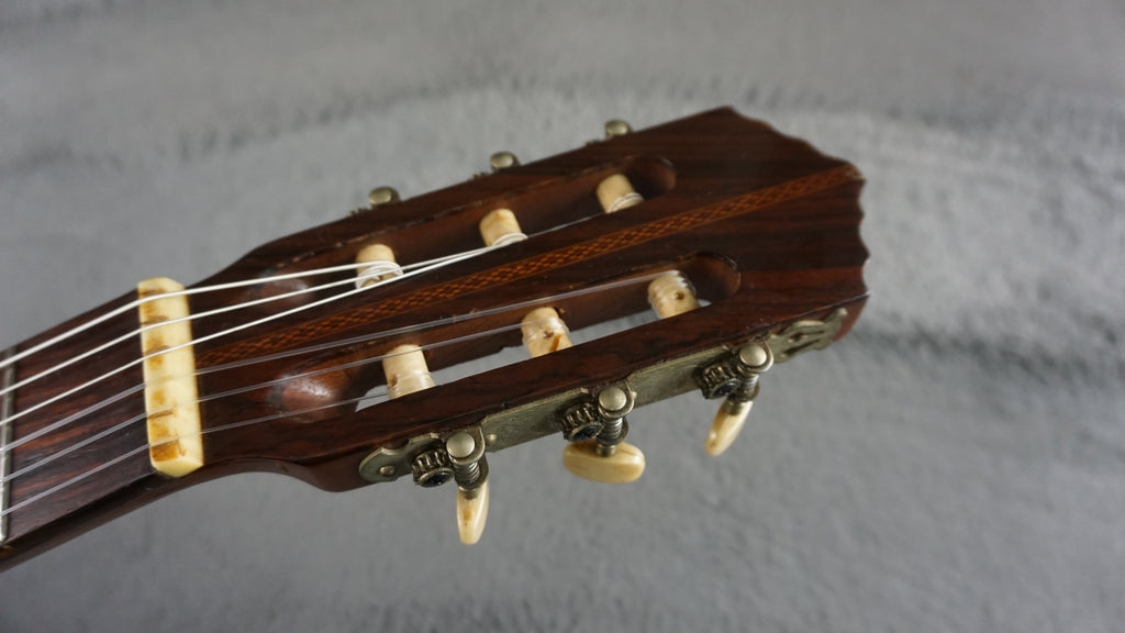 Shinano No. 43 Japan Classical Guitar w/ Hard Case