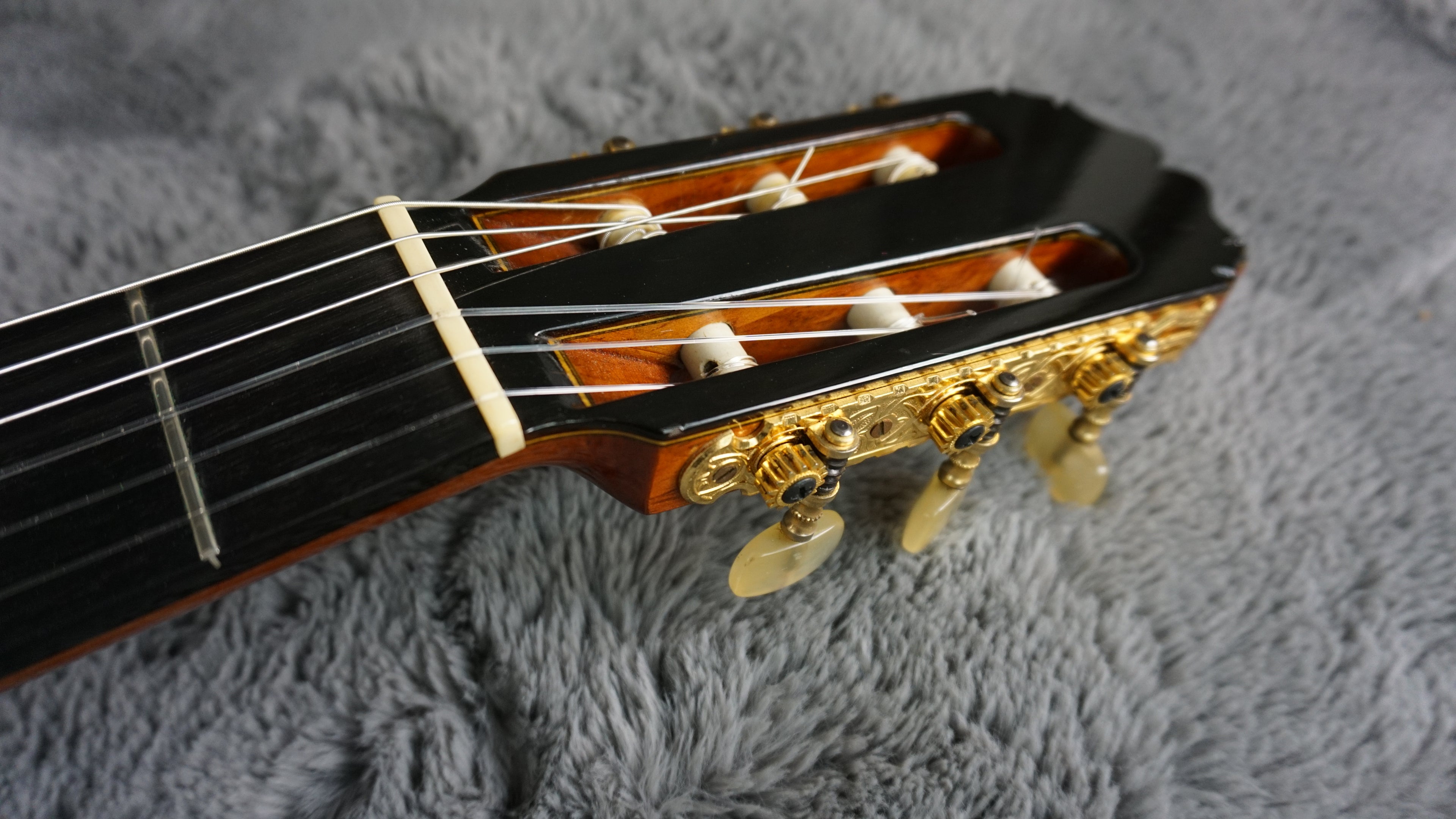 Yukio Nakade No.1500 1980 Hand Built Classical