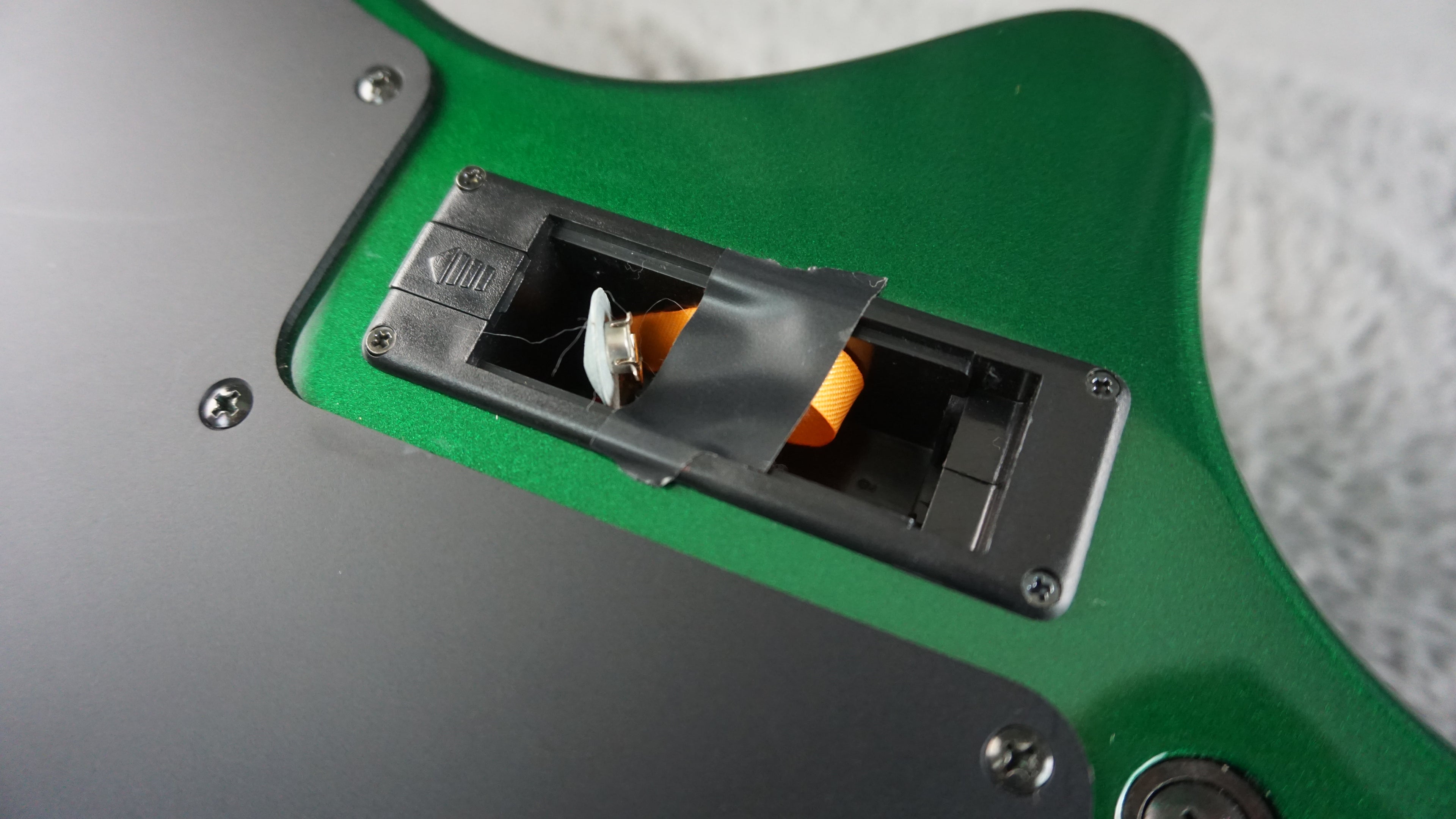 Fernandes/Burny ZO-3 Green Japan Built-in Speaker