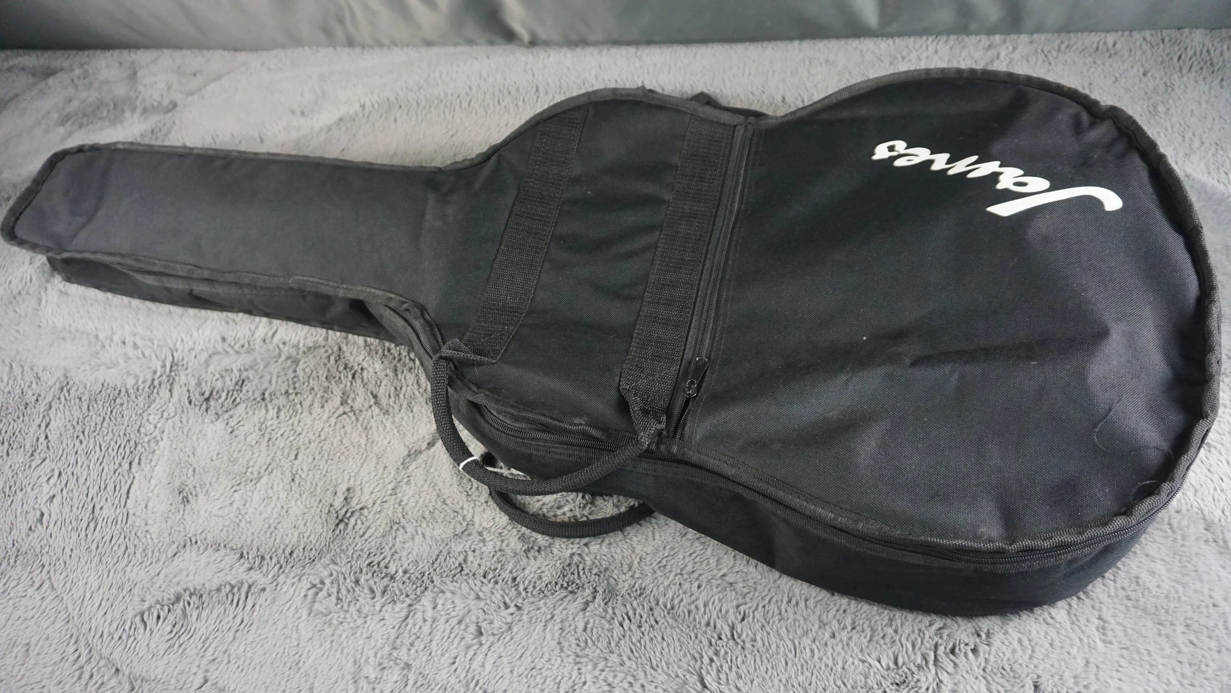 Aria Pro II Strikin' Sound S-Style Japan Black