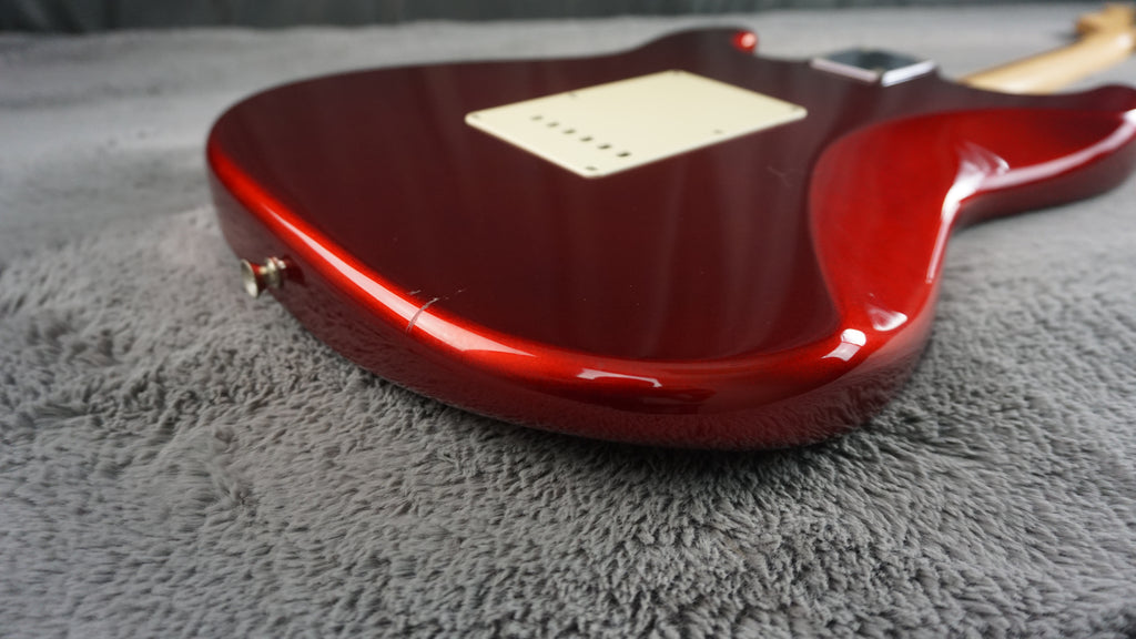 Fender Stratocaster - Cherry Japan