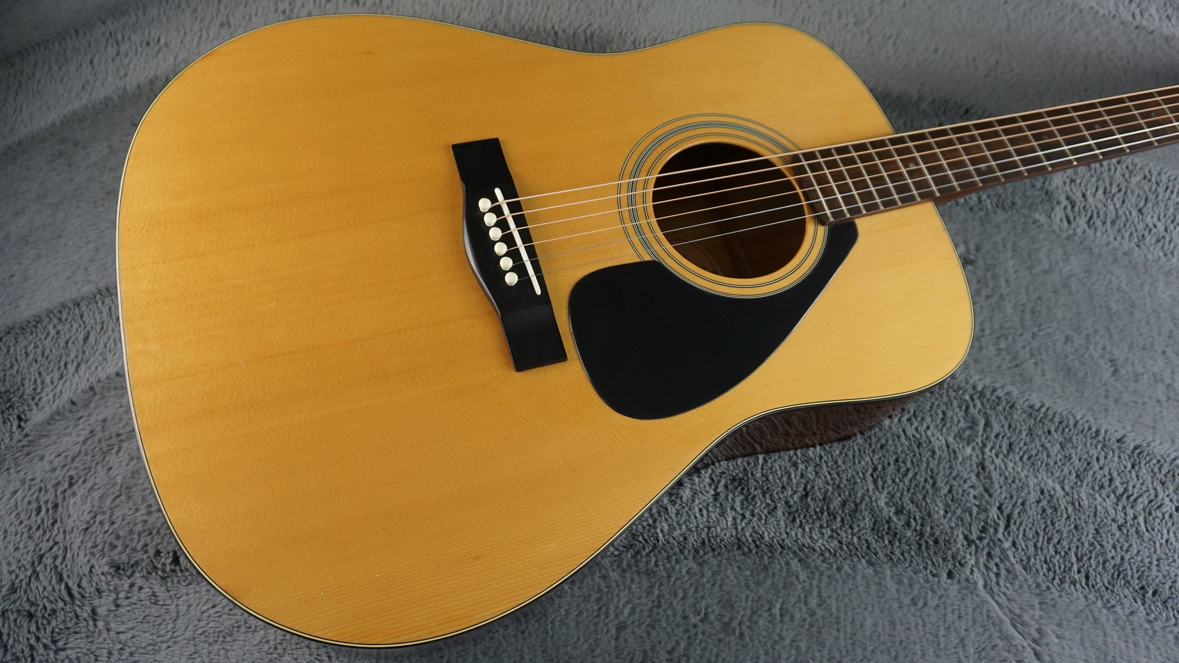 Yamaha FX-170A Japan Acoustic Guitar Chipboard Case