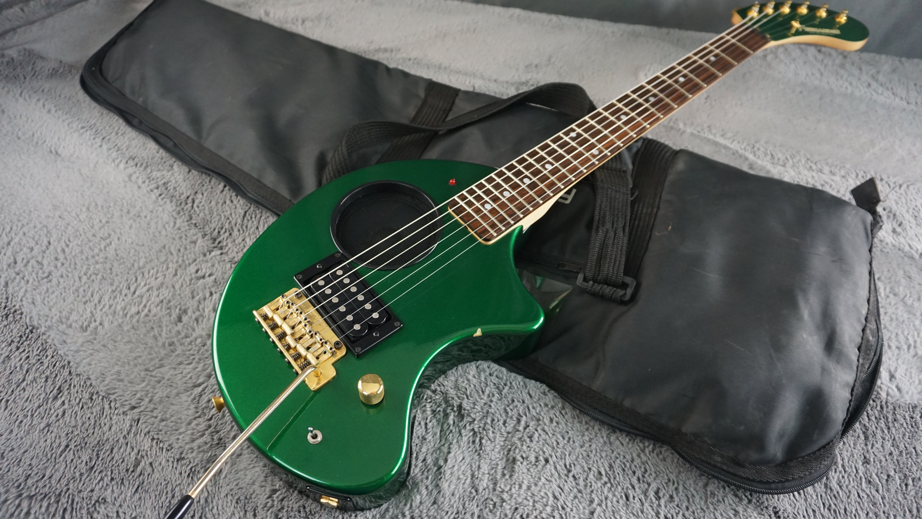 Fernandes/Burny ZO-3 Green Japan Built-in Speaker