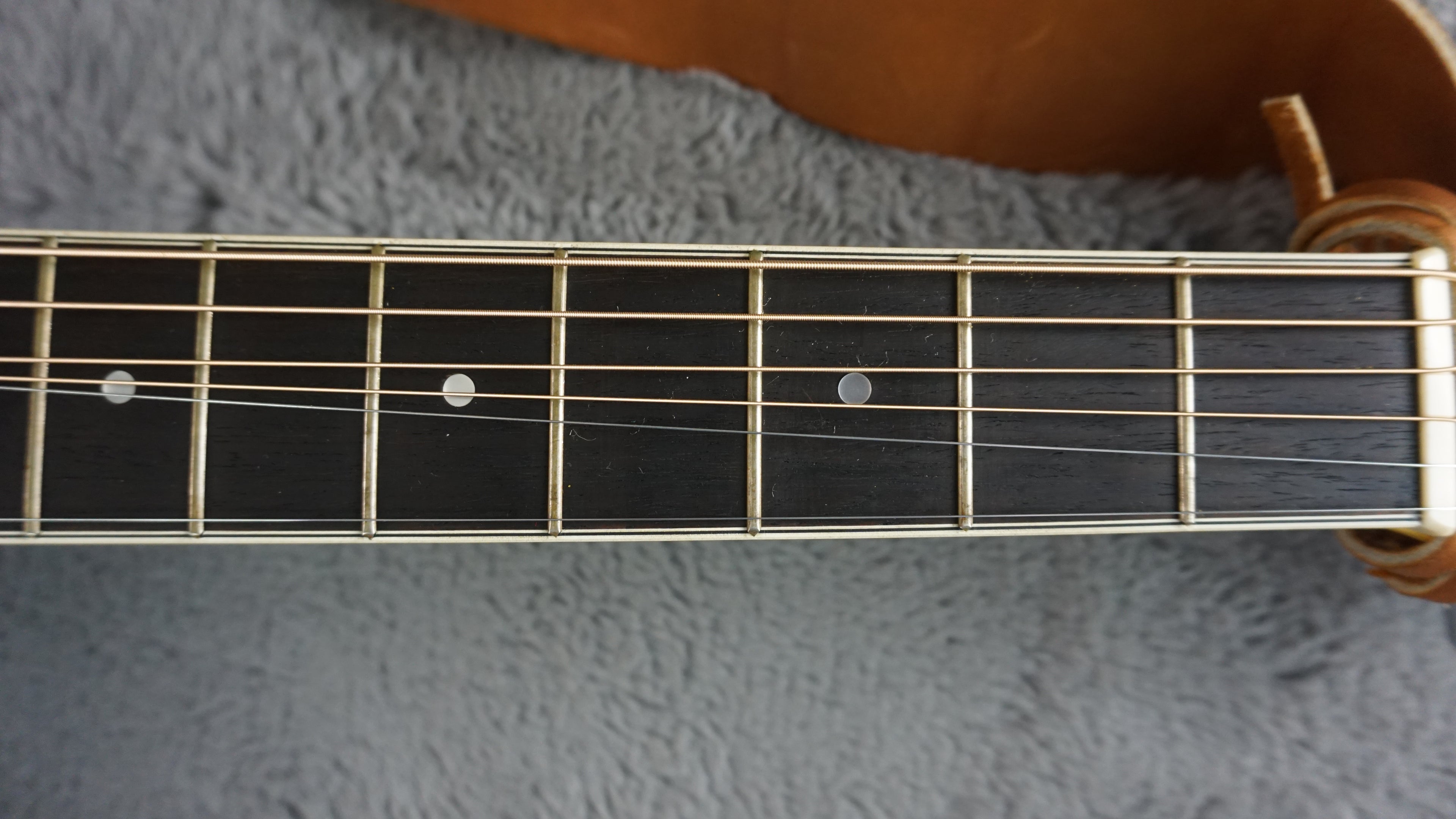 Yamaki 130 Acoustic D-28 Style Japan w/ Hard Case