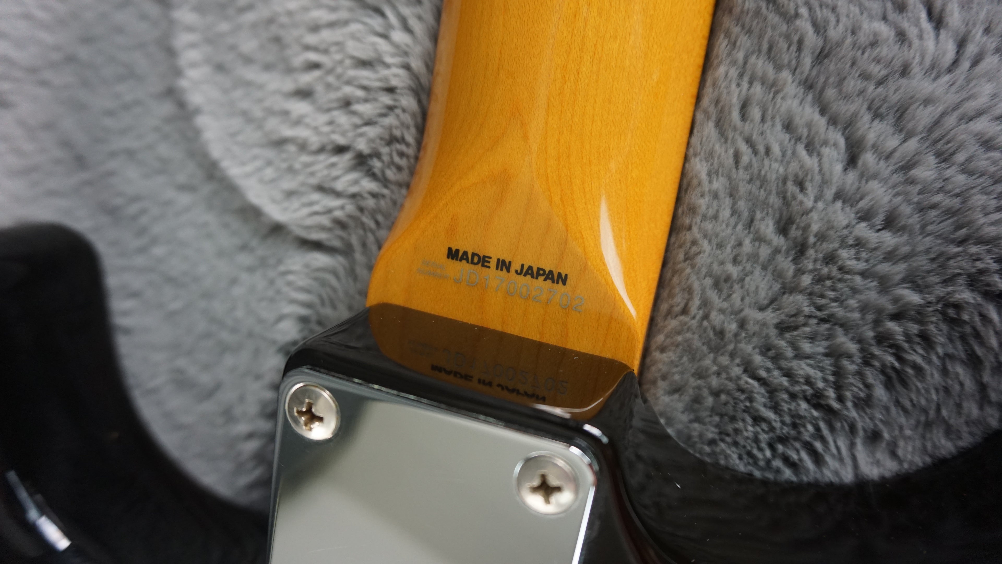 Fender Stratocaster 2017 - Sunburst Made in Japan