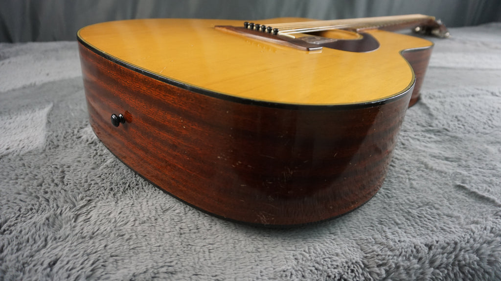 Yamaha FG-160 Acoustic Guitar Japan