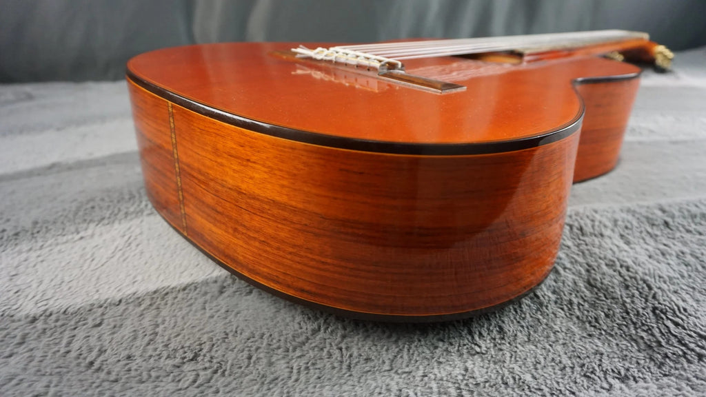 Tatsuno Zen-On Model 130 Japan Classical Guitar