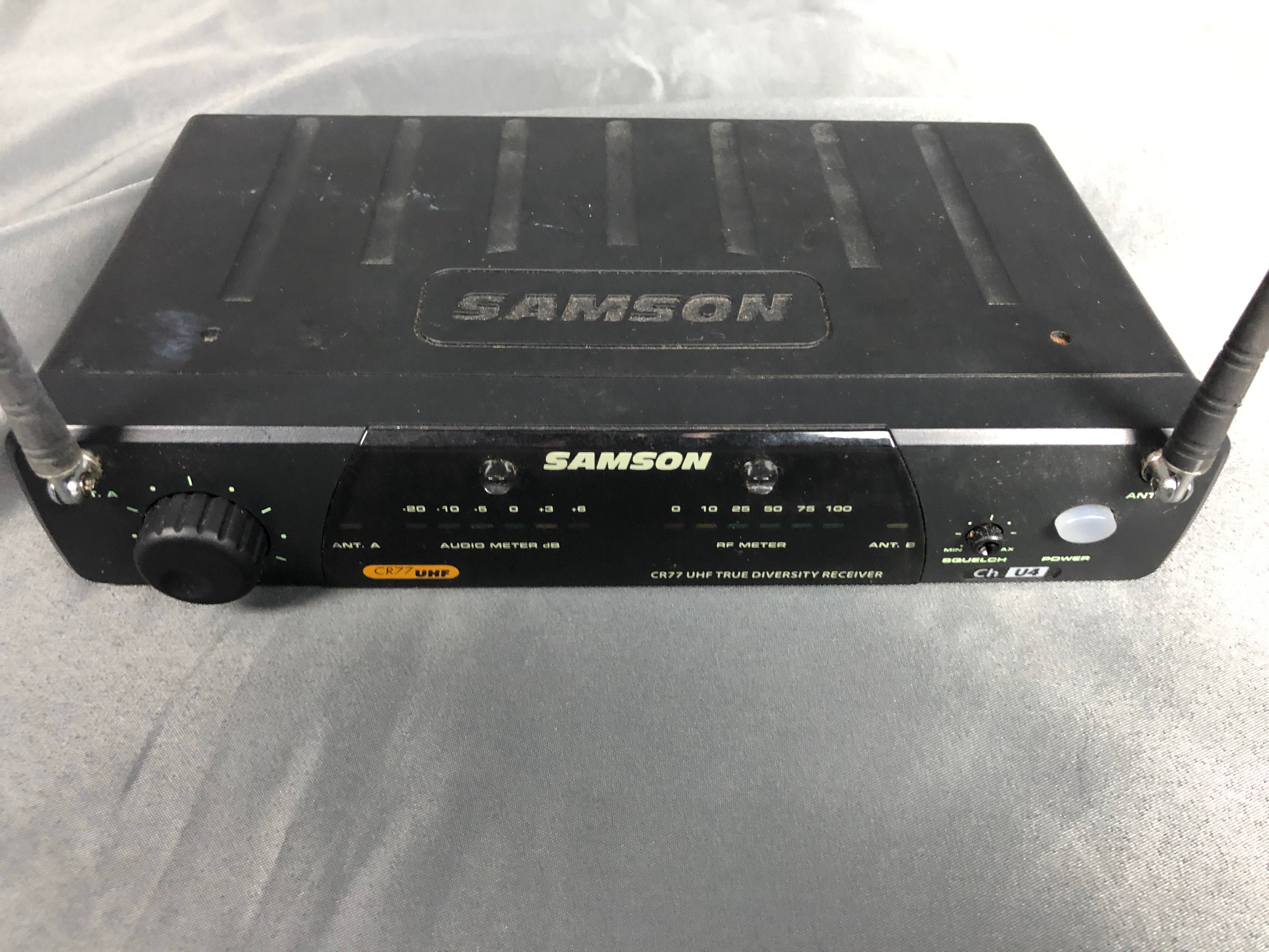 Samson CR77 CT7 UHF Wireless Receiver and Transmitter