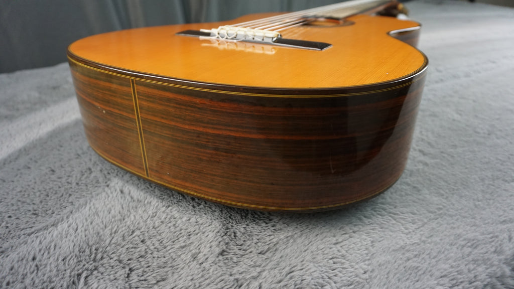 Albeniz (Zen-On) Modelo 50 Japan Classical Guitar