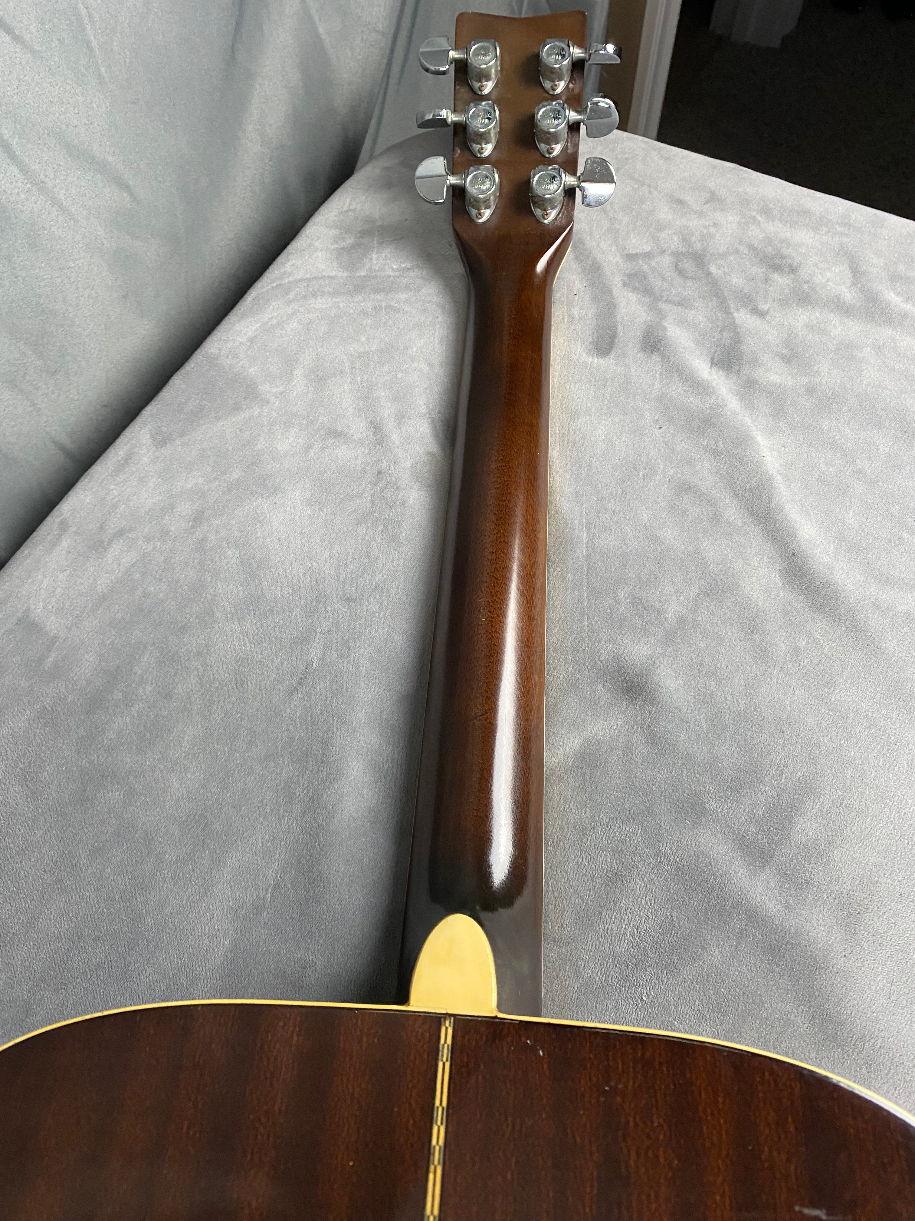 Yamaha FG-201 1977