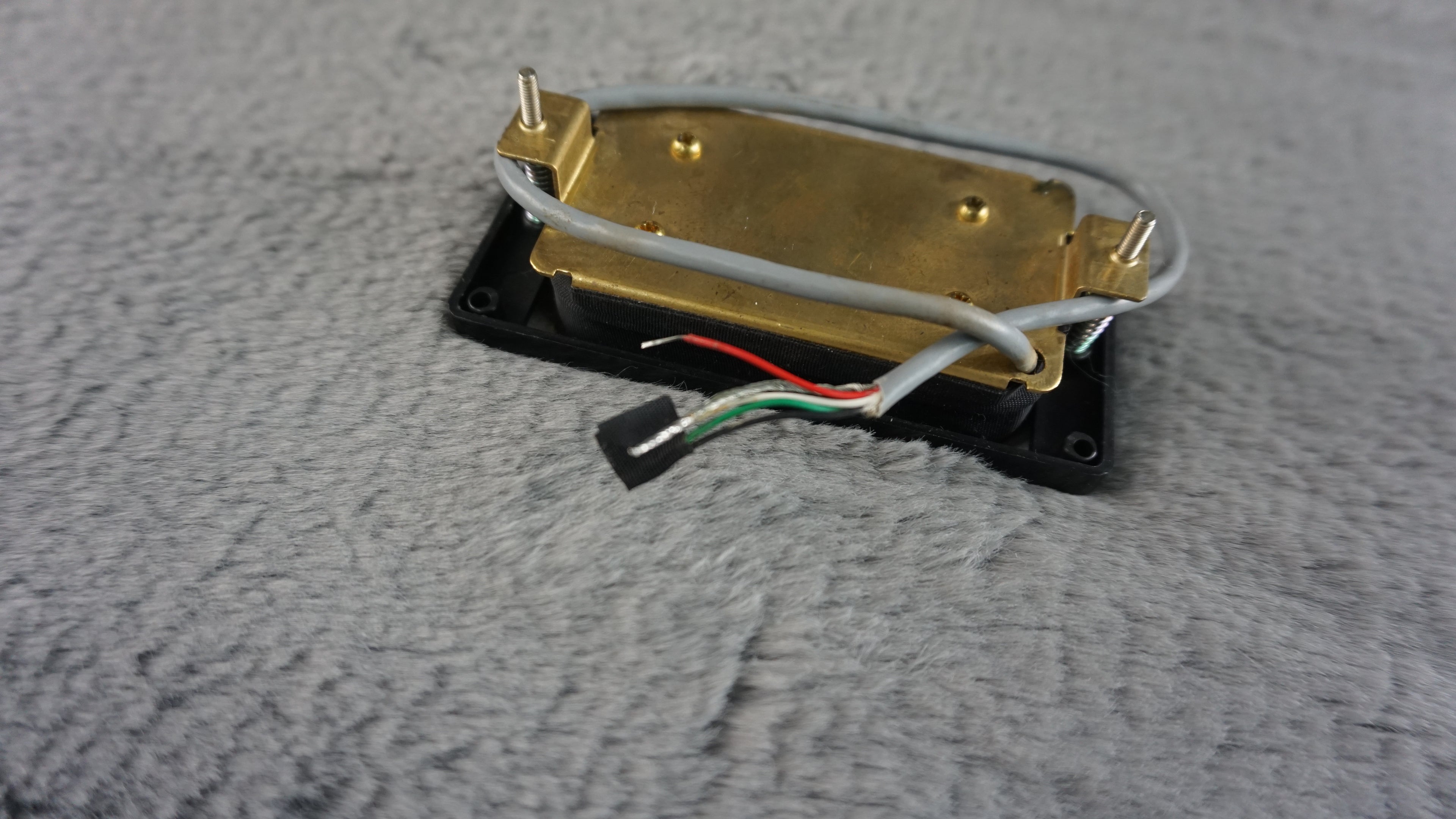 Tokai 4-Wire Black Humbucker w/ Black Pickup Ring
