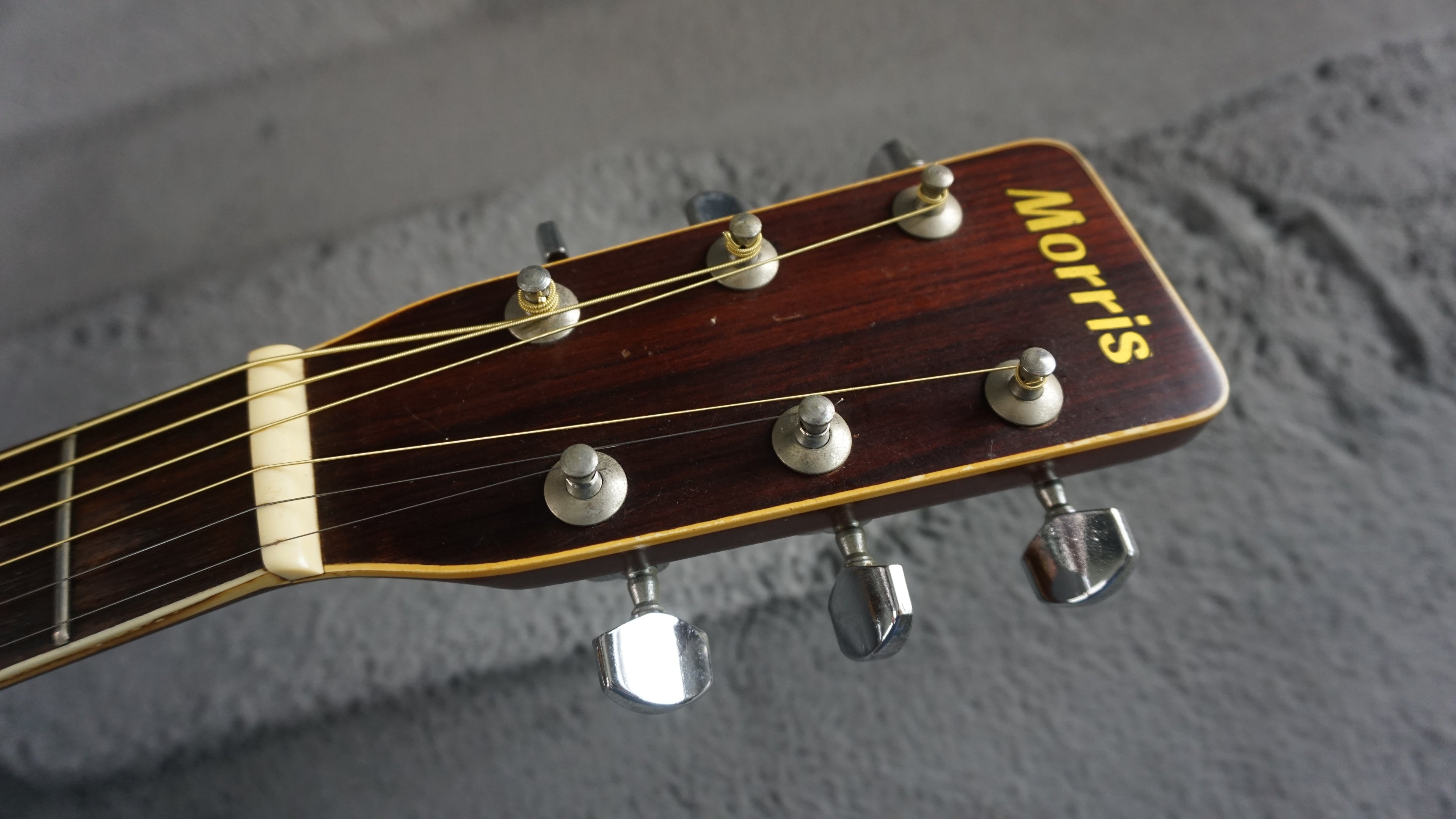 Morris W-28 "D-28 Style" Japan Acoustic Guitar