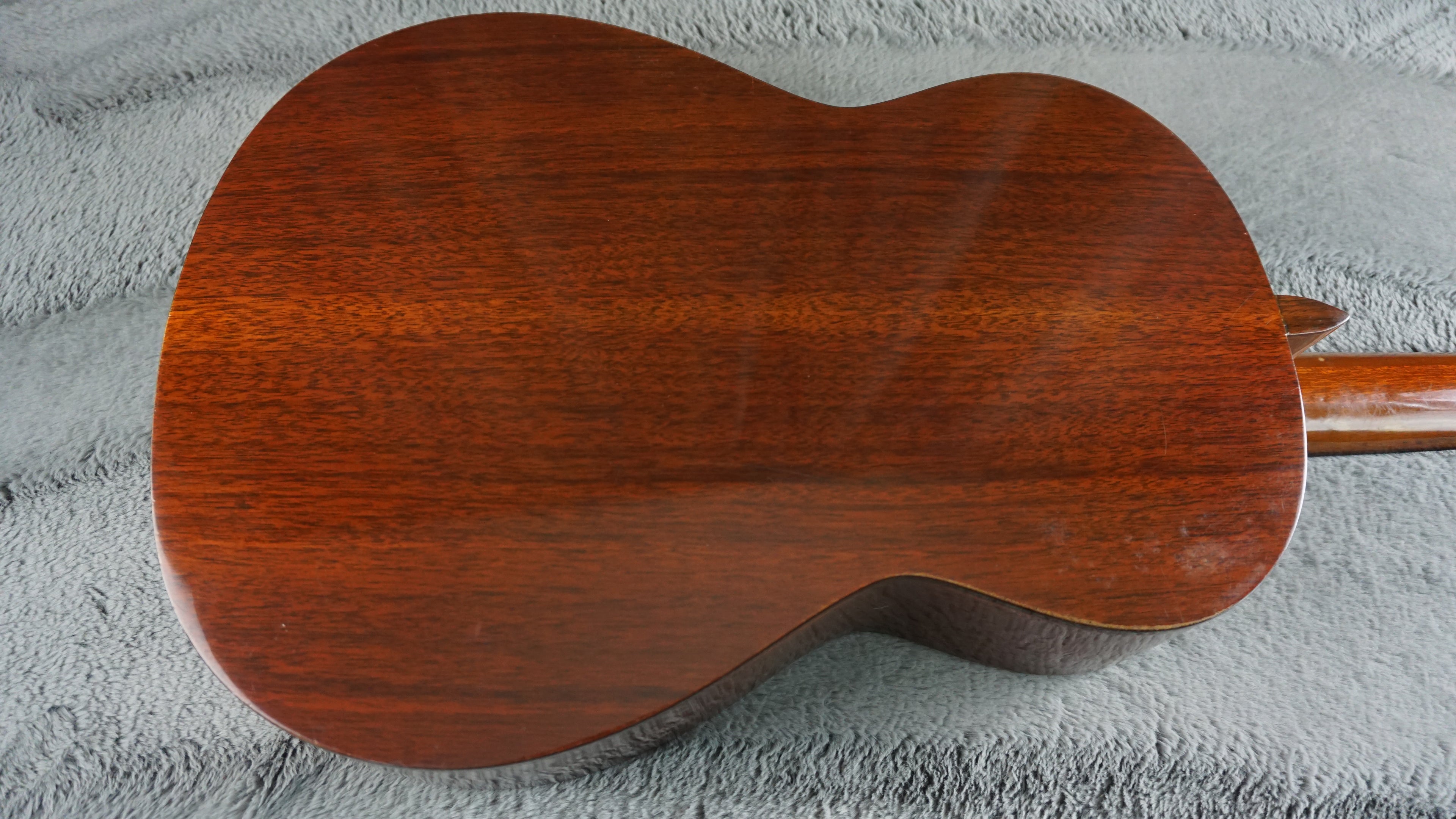 Shinano No. 43 Japan Classical Guitar w/ Hard Case
