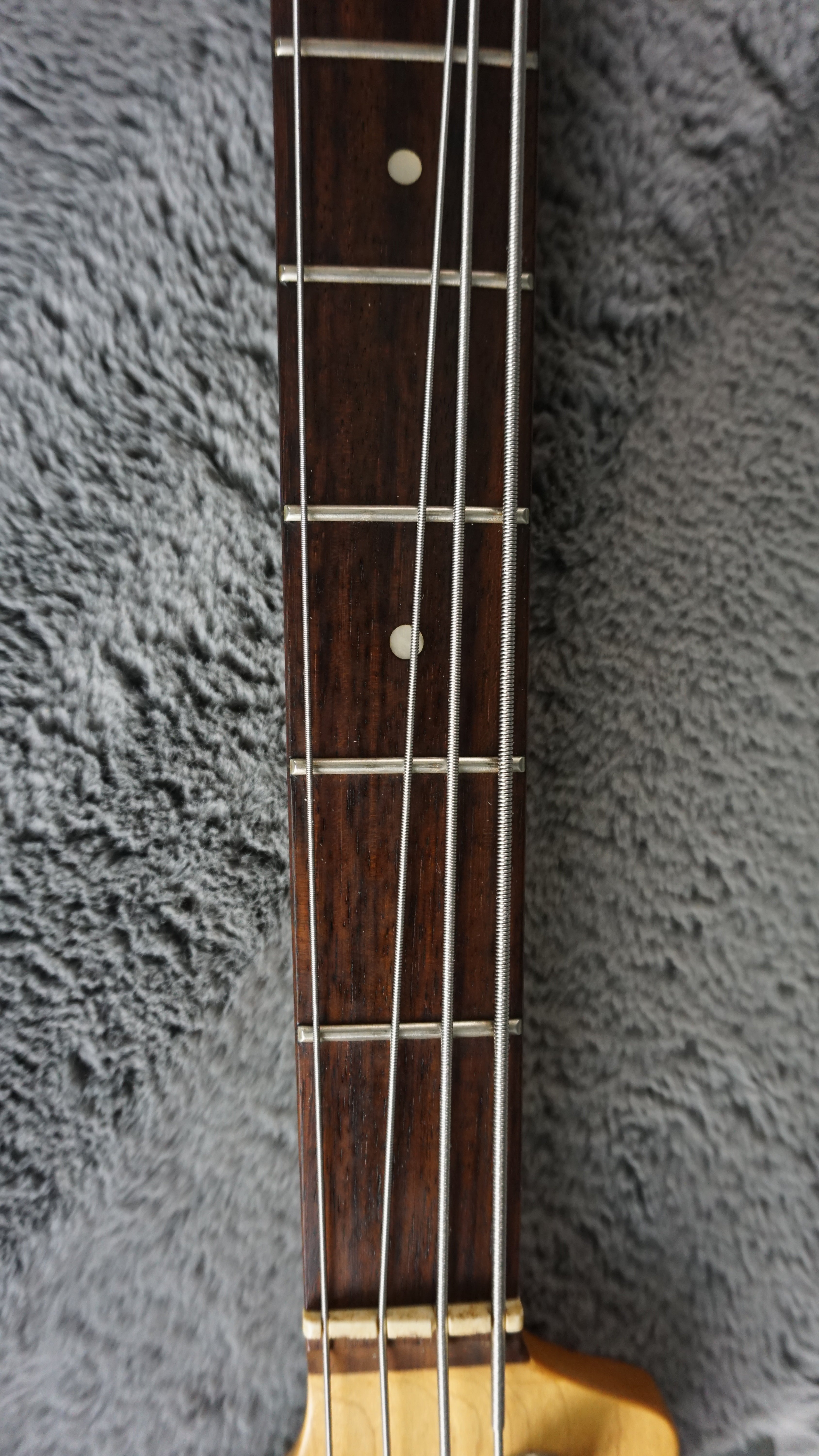 Bacchus Universe Series Jazz Bass - White