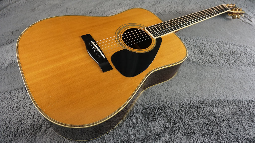 Yamaha L-8 Luxury Series Solid Wood Japan Acoustic w/ Hard Case