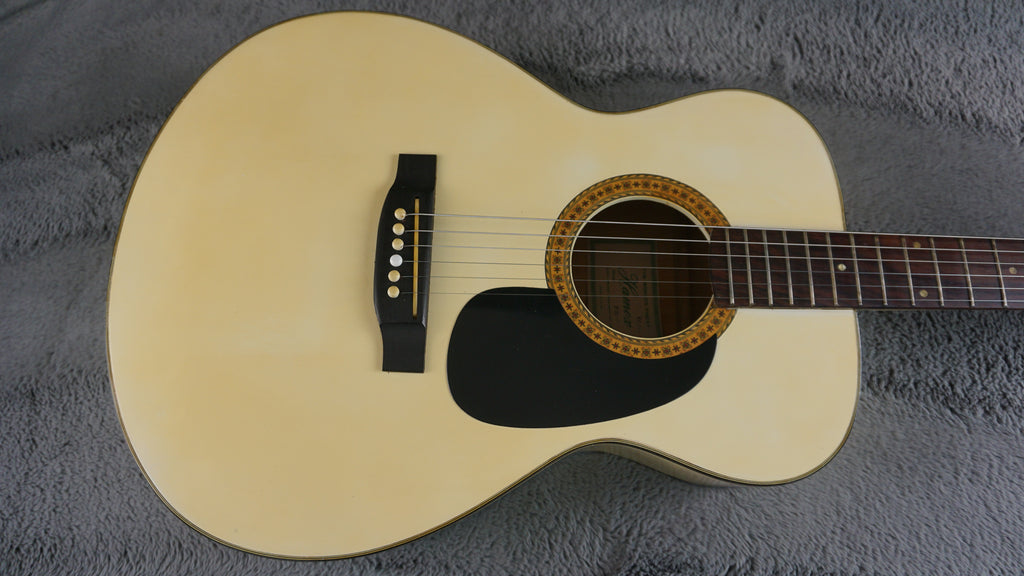 Hamox F150WH Japan Aged White Acoustic Guitar