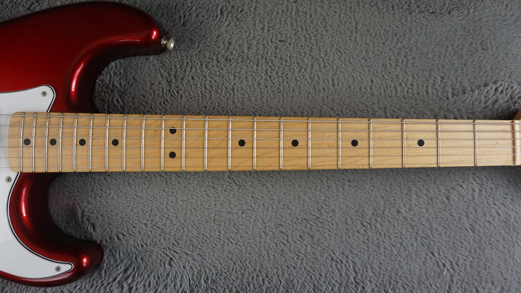 Fender Stratocaster - Cherry Japan
