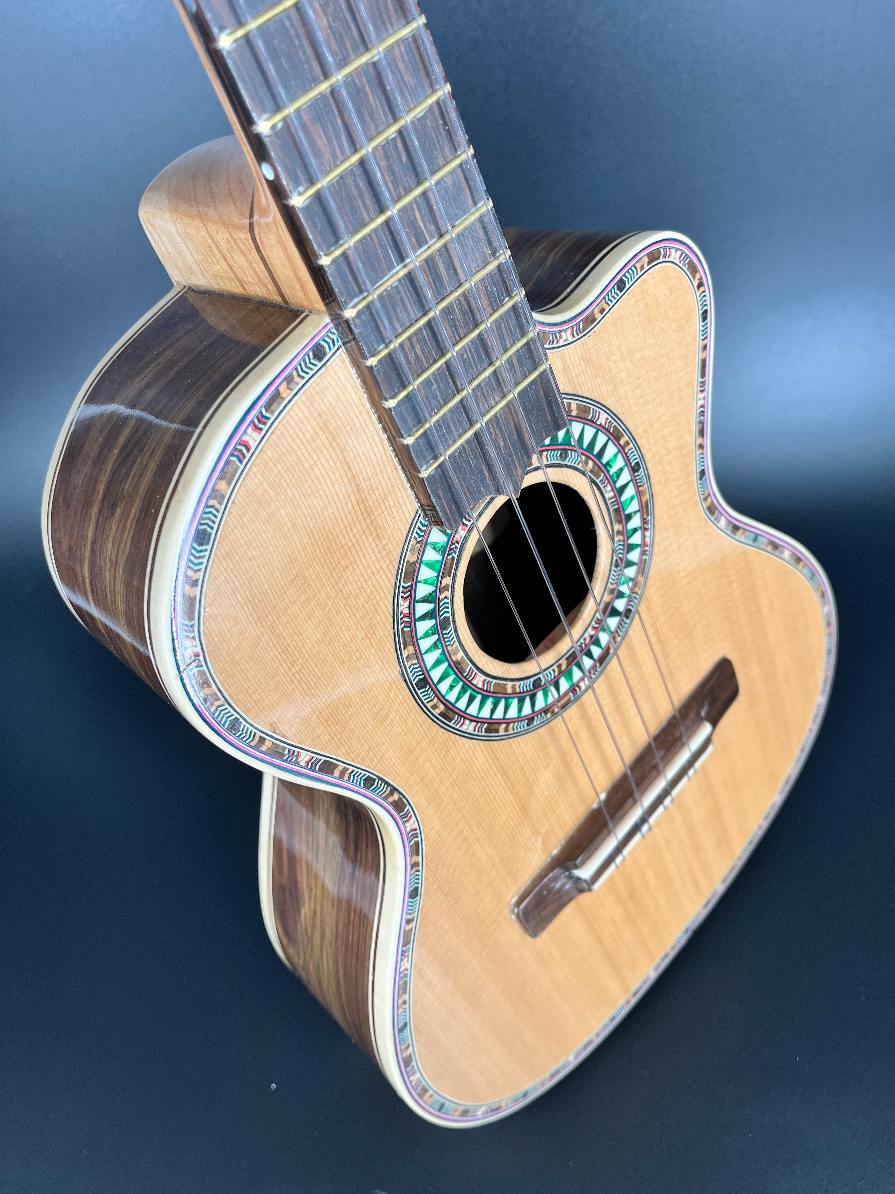 Summit Handmade Spruce / Mahogany Tenor Ukulele 2024