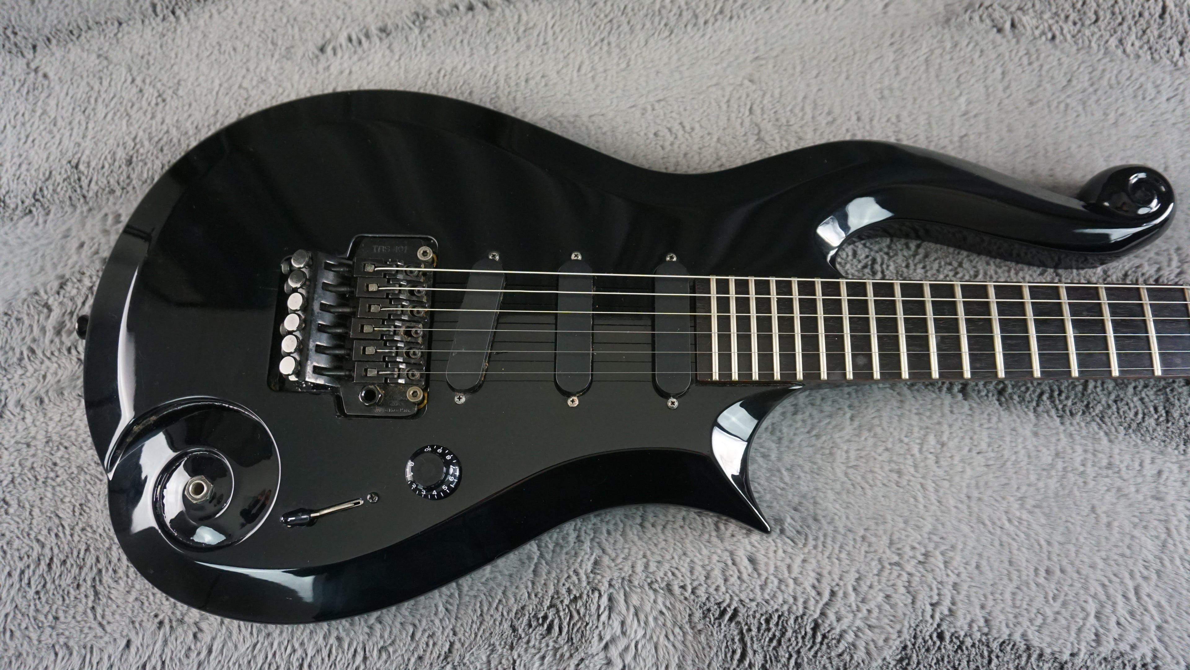 Edwards E-S-100PR Sugizo Prince Cloud - Black